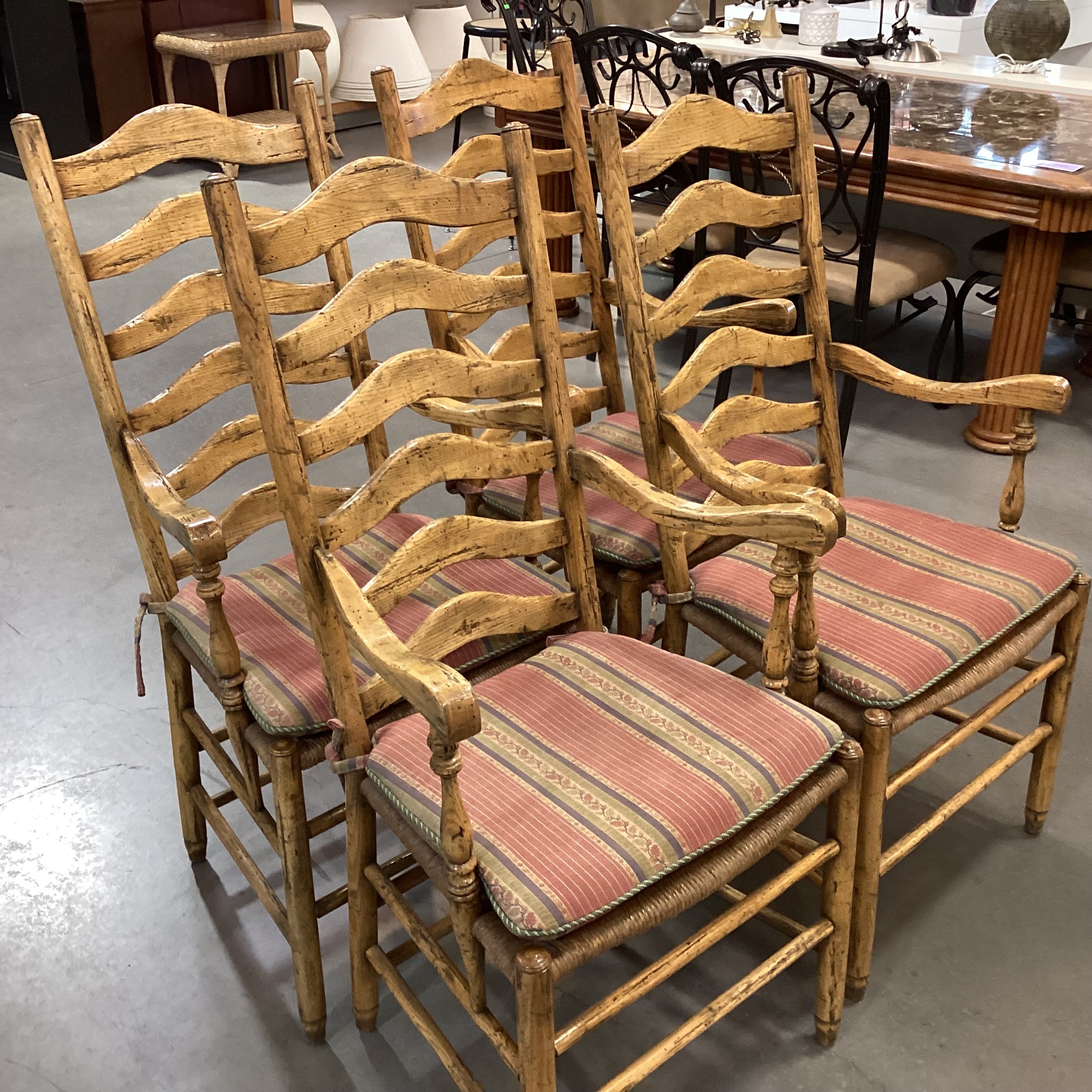 SET of 4 Vintage Light Antiqued Distressed Finish Ladder Back with Rush Seat Armed Dining Chairs 24"x 24"x 46"