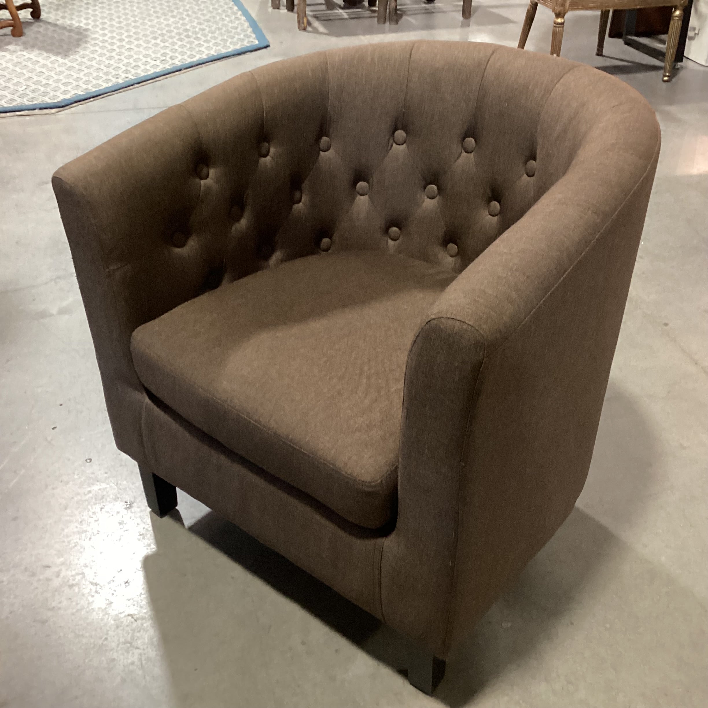 Brown Linen Button Tufted Barrel Chair 30"x 28"x 30"