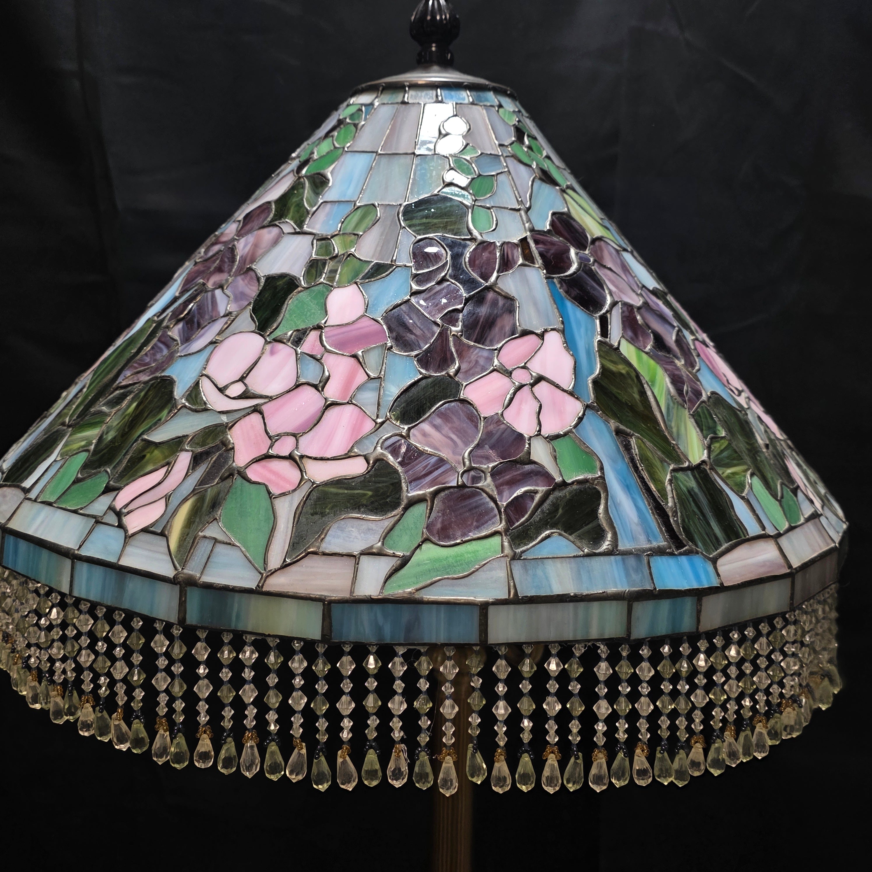 Tiffany Style Four Light Floor Lamp with Prism Drops 18"x63"