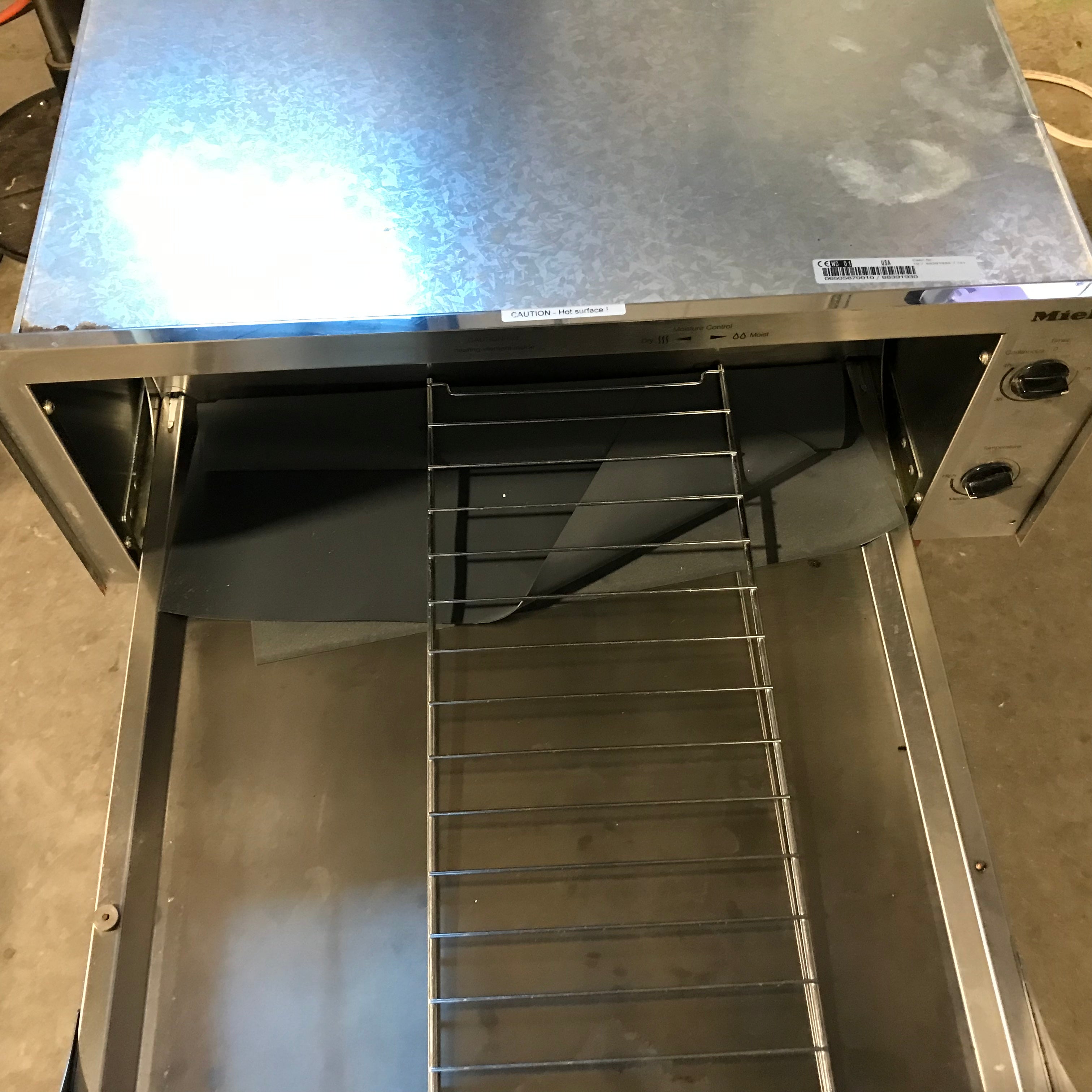 Miele Stainless Steel Warming Drawer 27"x 24"x 11"