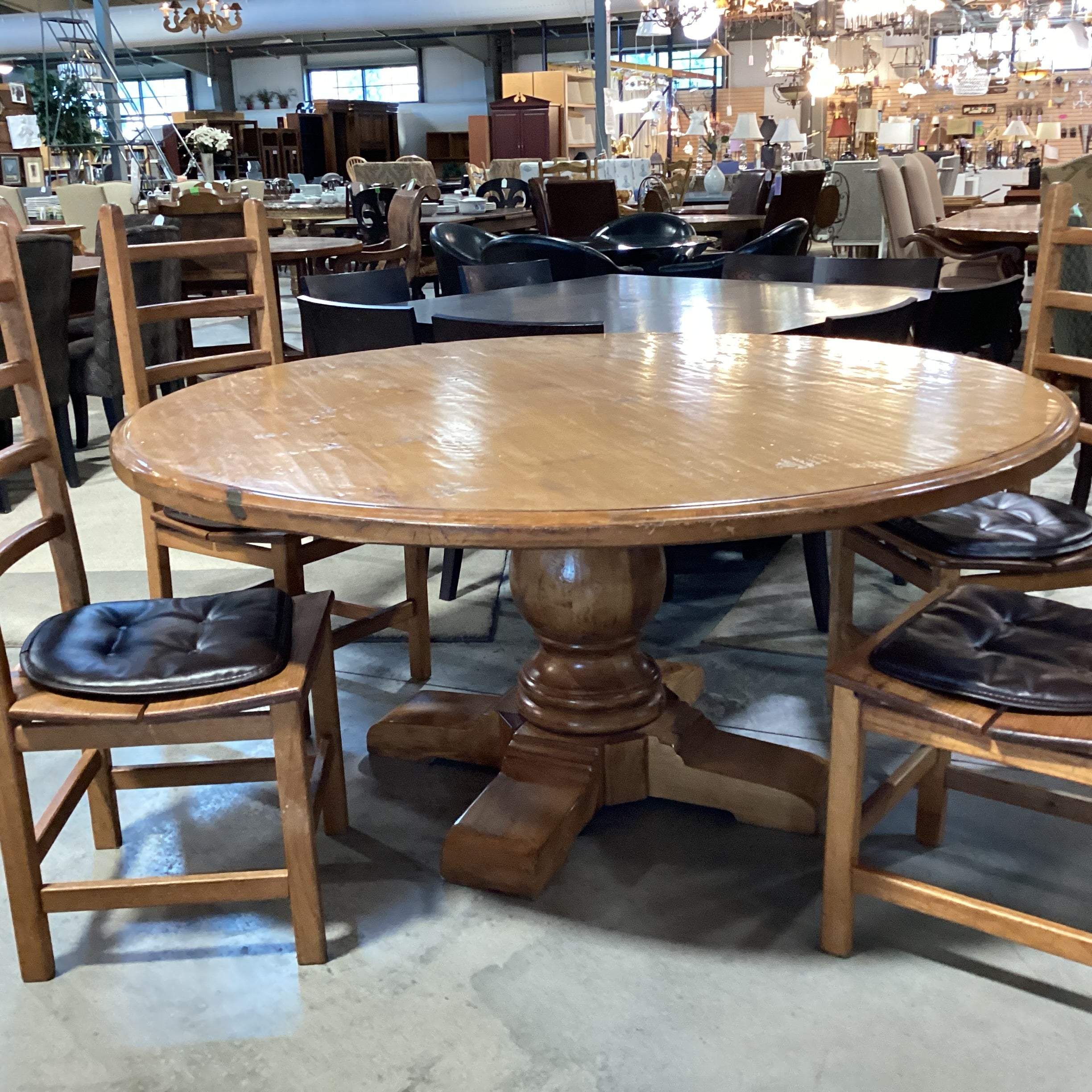 Round Distressed Finish Wood with Pedestal Table & 4 Chairs with Leather Cushions Dining Set 66" Diameter x 30.5"