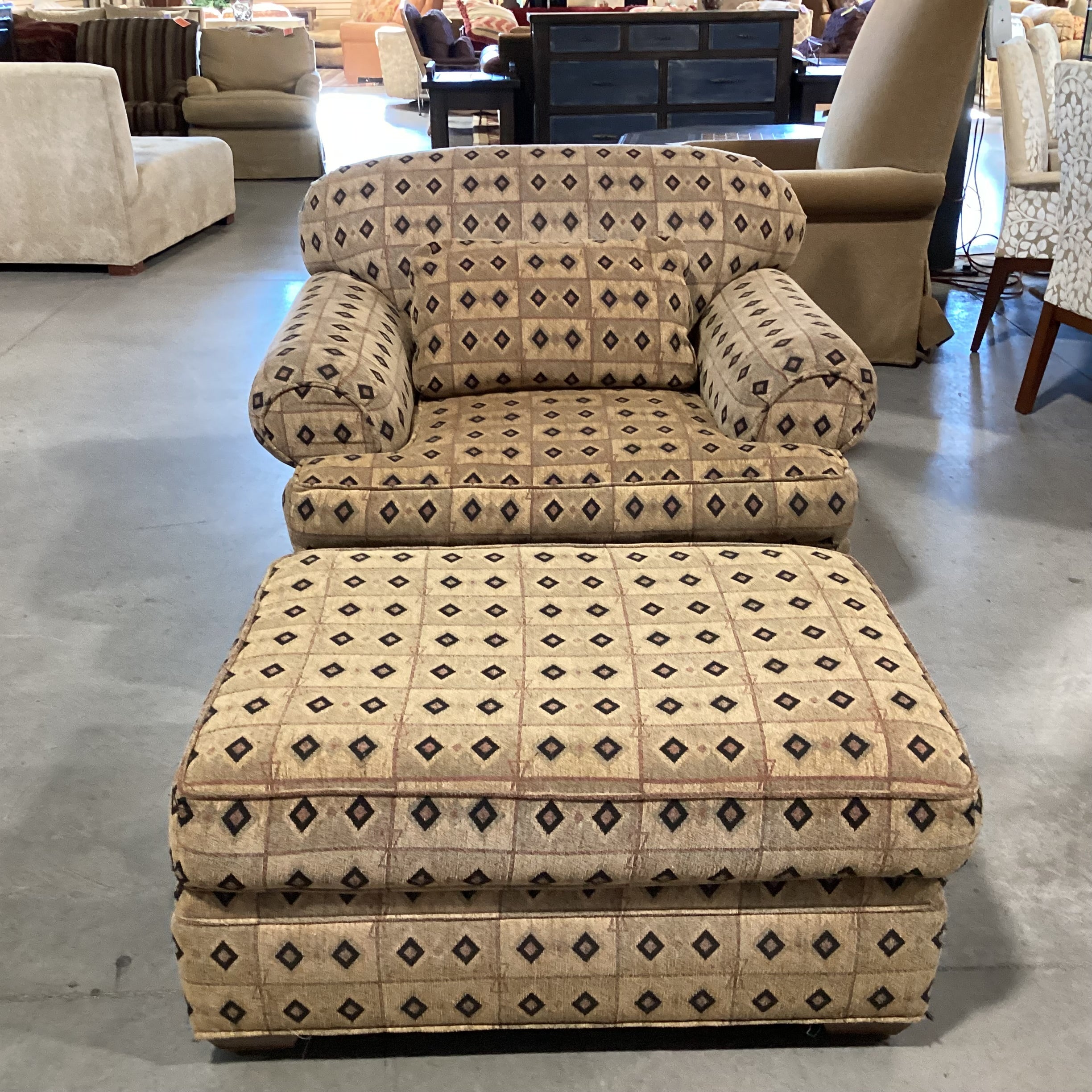 Touchstone Brown Black Diamond Pattern with Ottoman Oversized Chair 45"x 41"x 35"