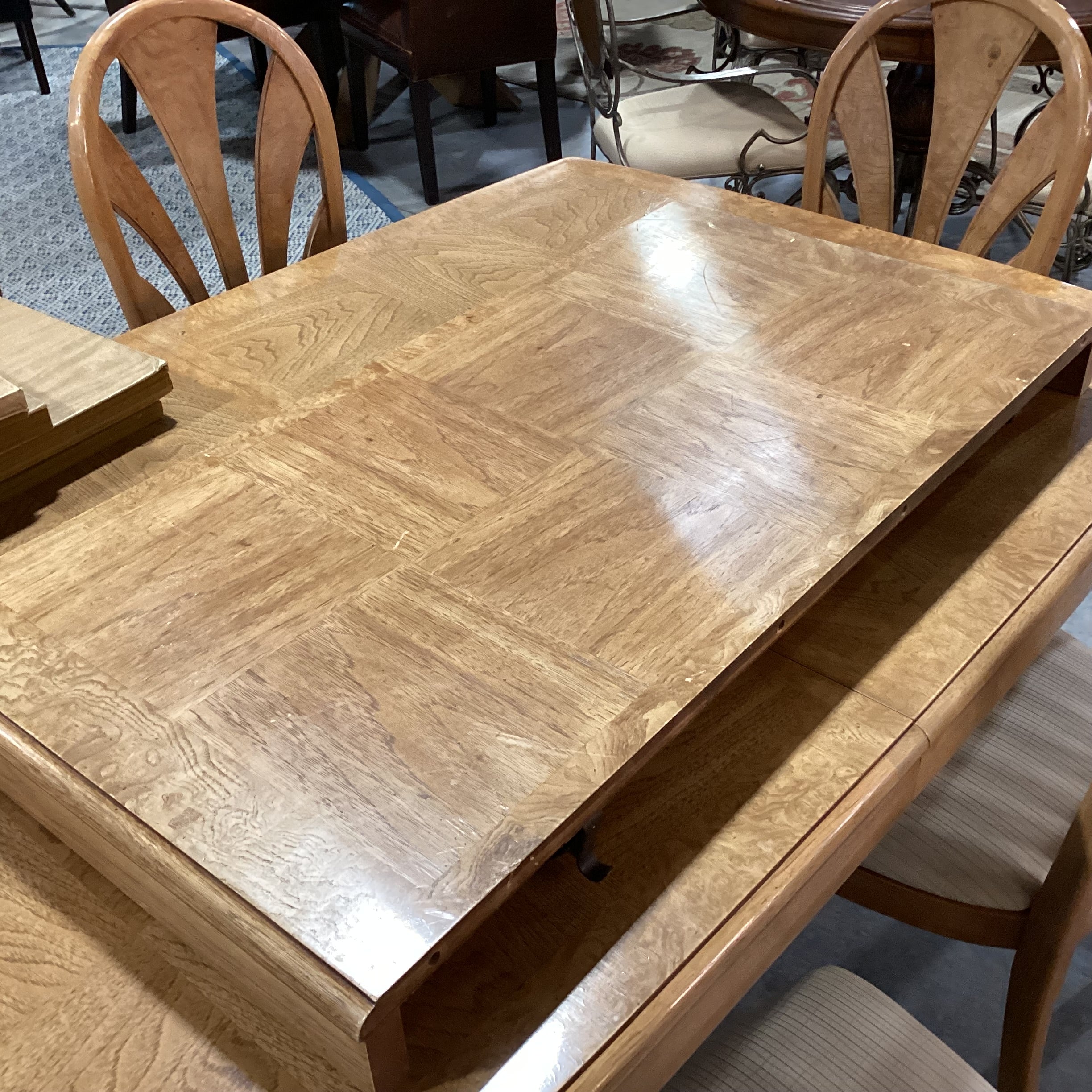 Vintage Thomasville Light Finish Wood & Veneer 1 Leaf Table with 6 Chairs Dining Set 68" to 80"x 44"x 30"