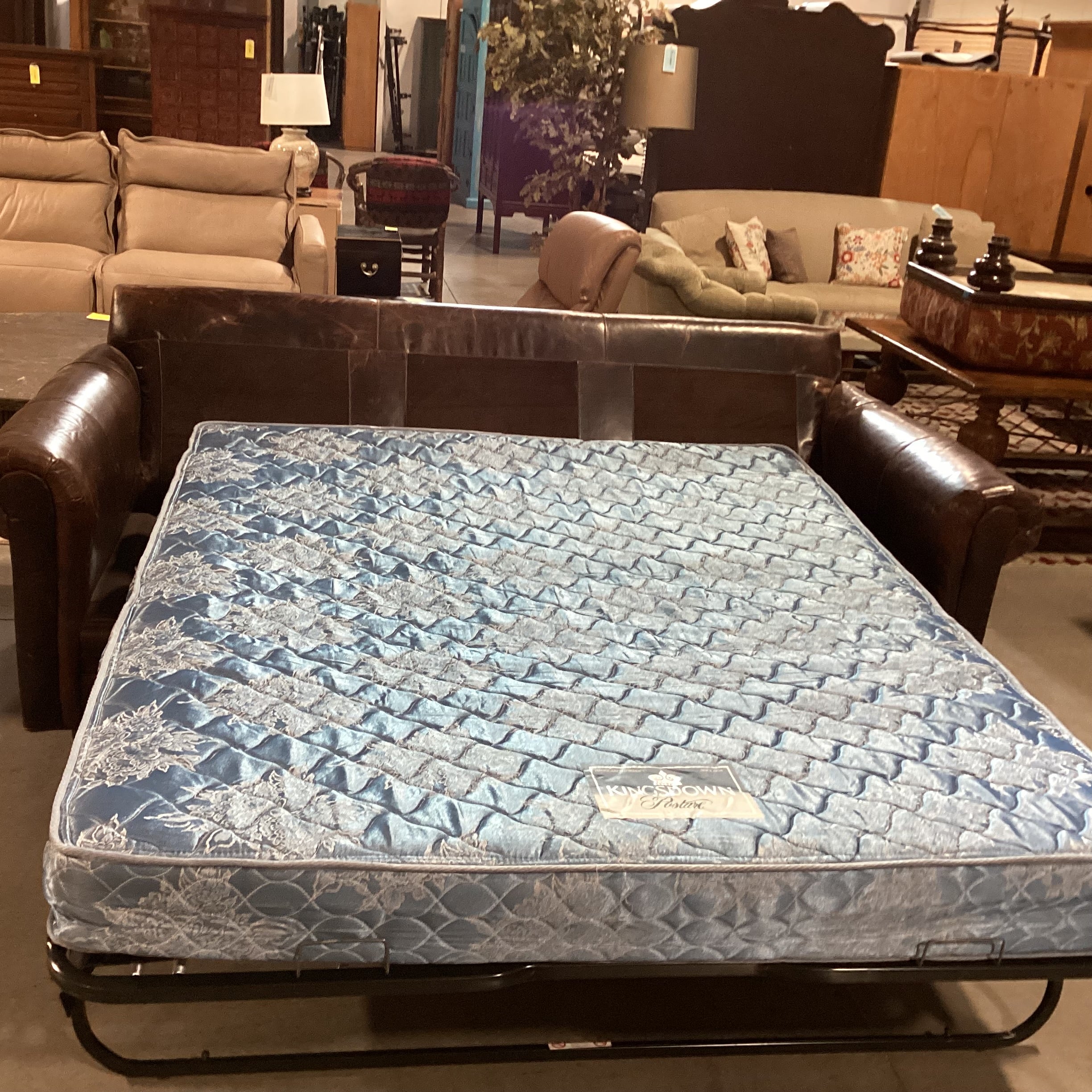 Old Hickory Tannery Distyressed Leather Queen Sleeper Sofa 91"x 43"x 33"