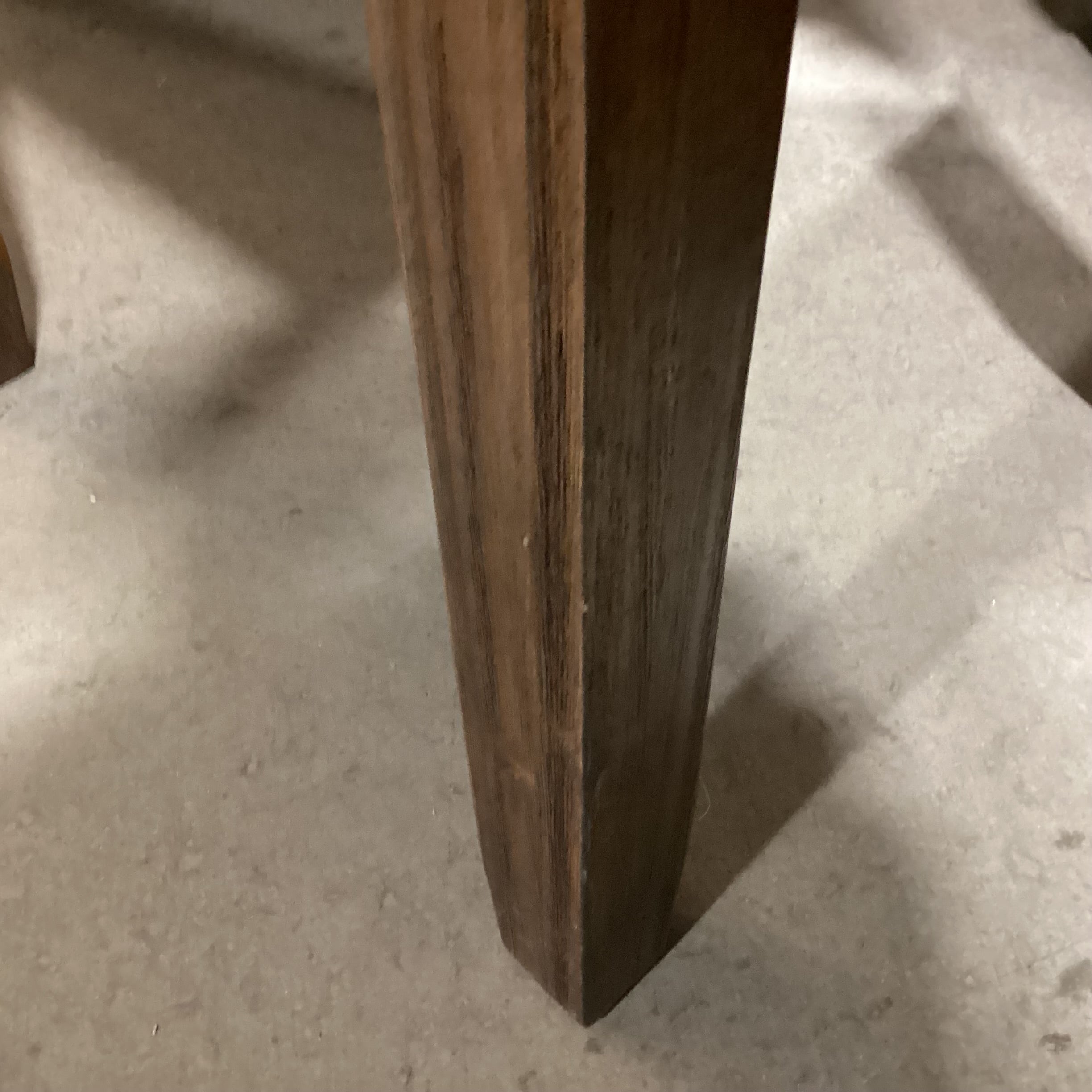 Standard Furniture Dark Finish Wood End Table 24"x 22"x 24.5"