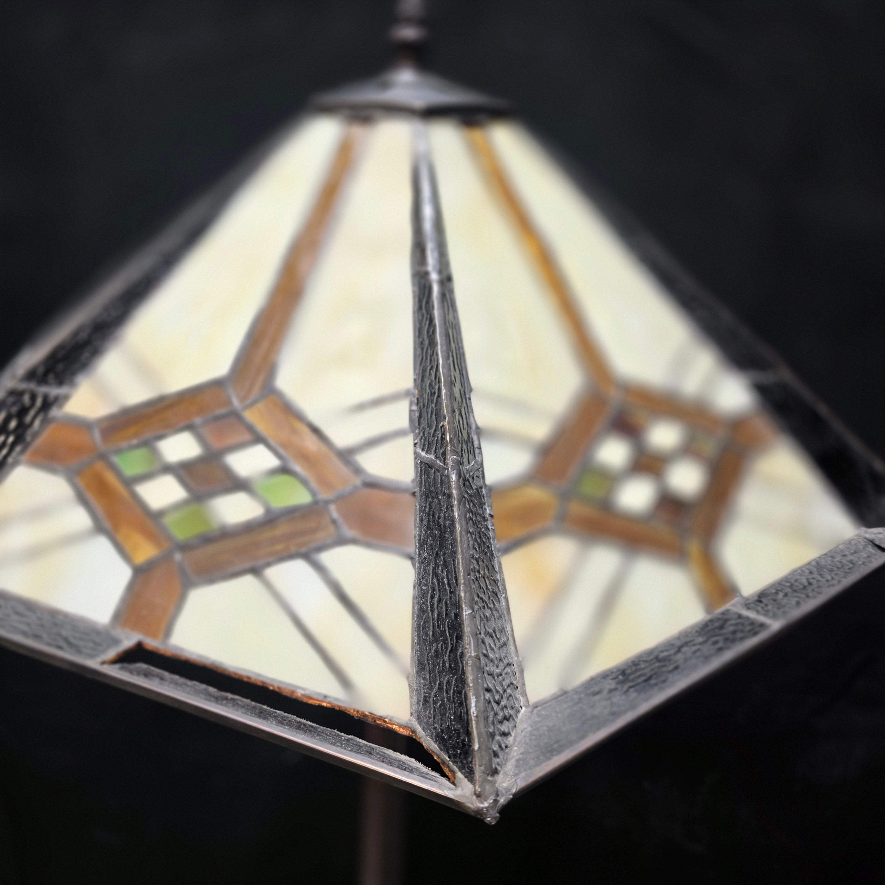Meyda Lighting Tiffany Style Floor Lamp 21" D x 63"