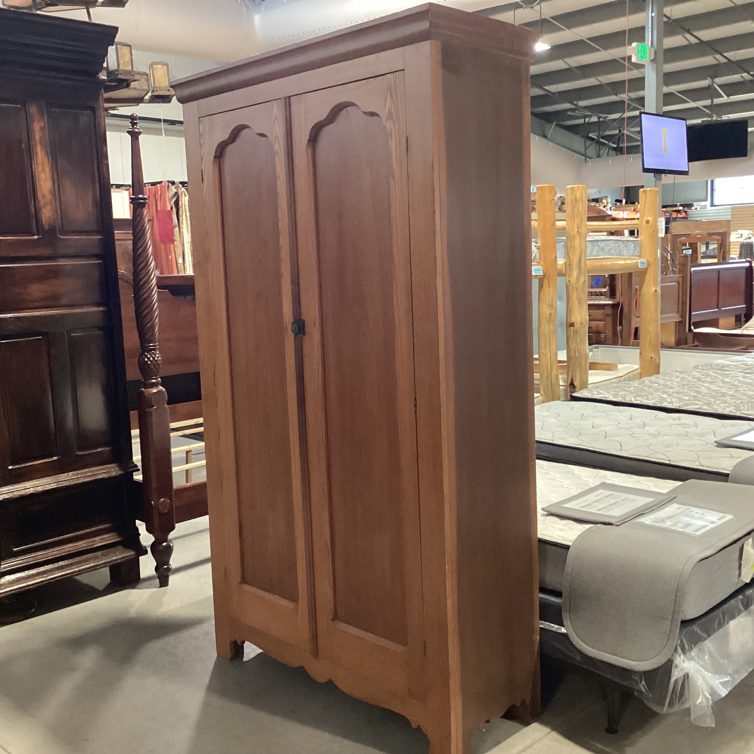 Vintage Antique Clean Line 2 Tone Wood Carved Detail 2 Door with Shelv