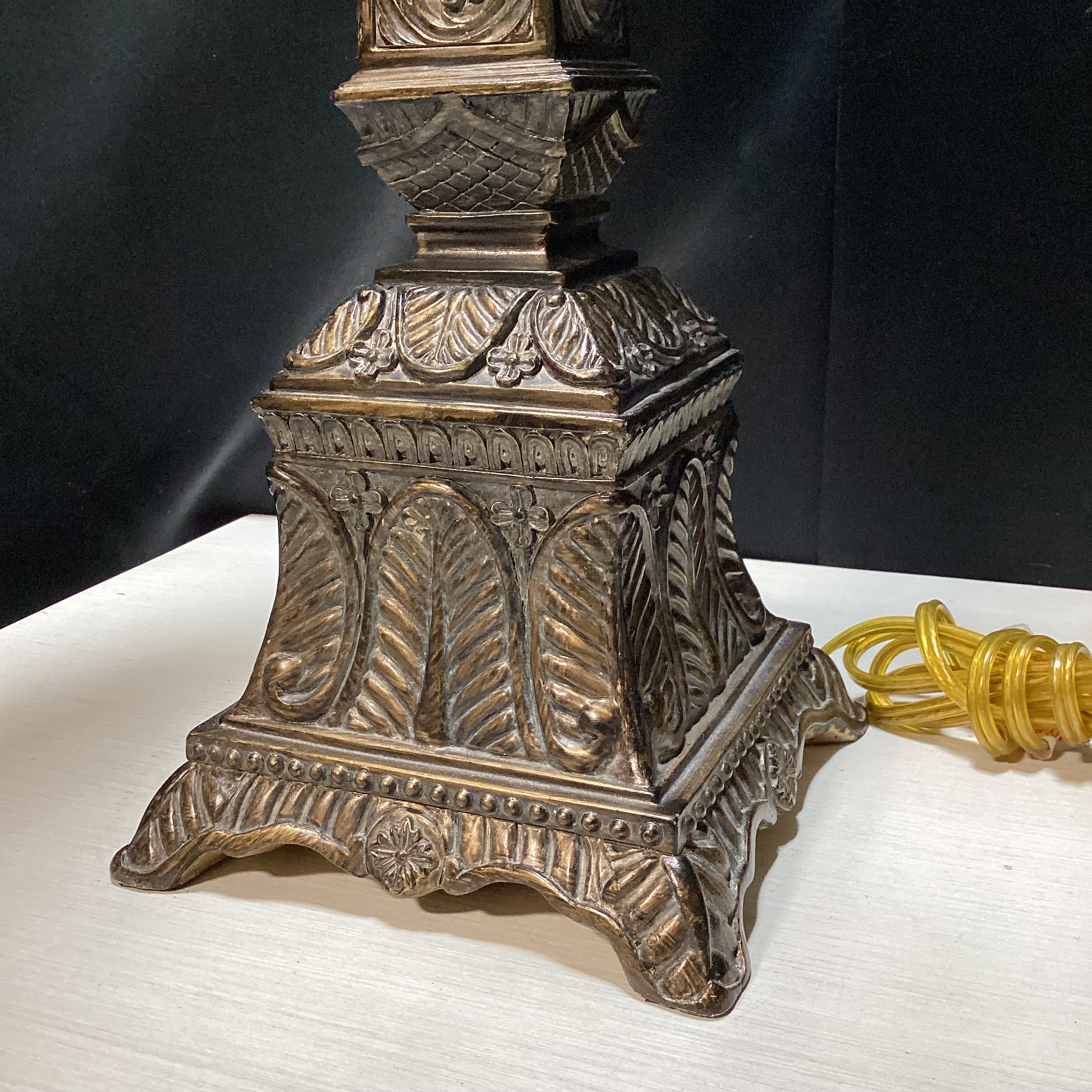 Vintage Style Table Lamp With Ornate Base Details - Shade Included 6.5" x 17" x 32"