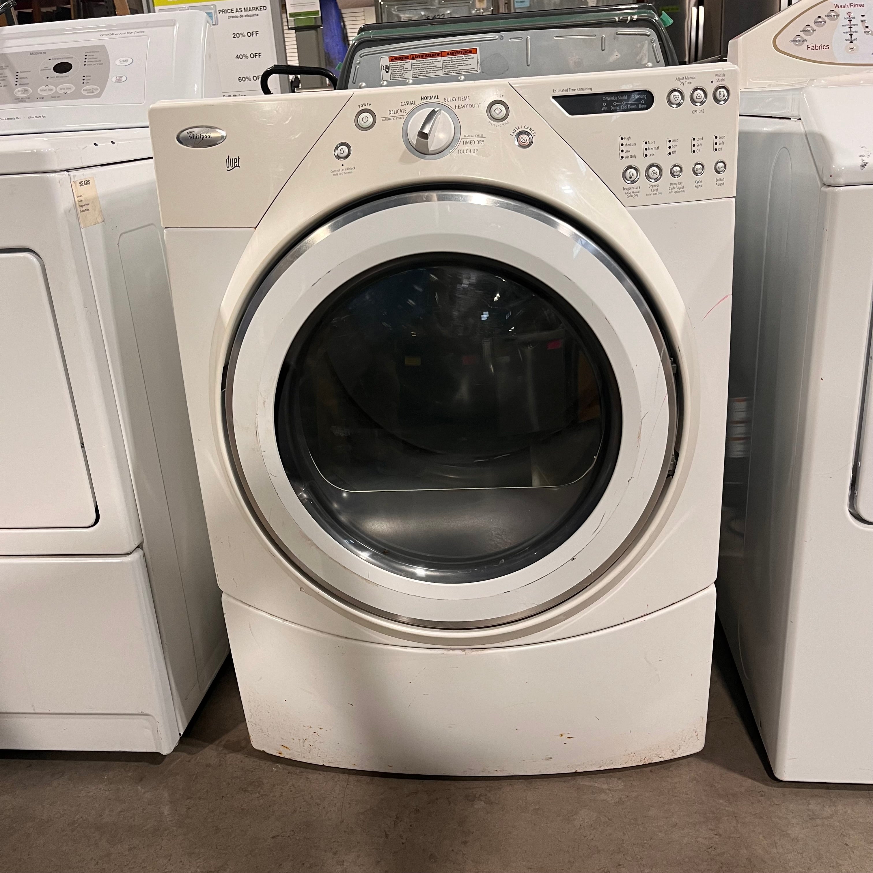 Whirlpool White Front Load Gas Dryer 27"x 30"x 37.5"