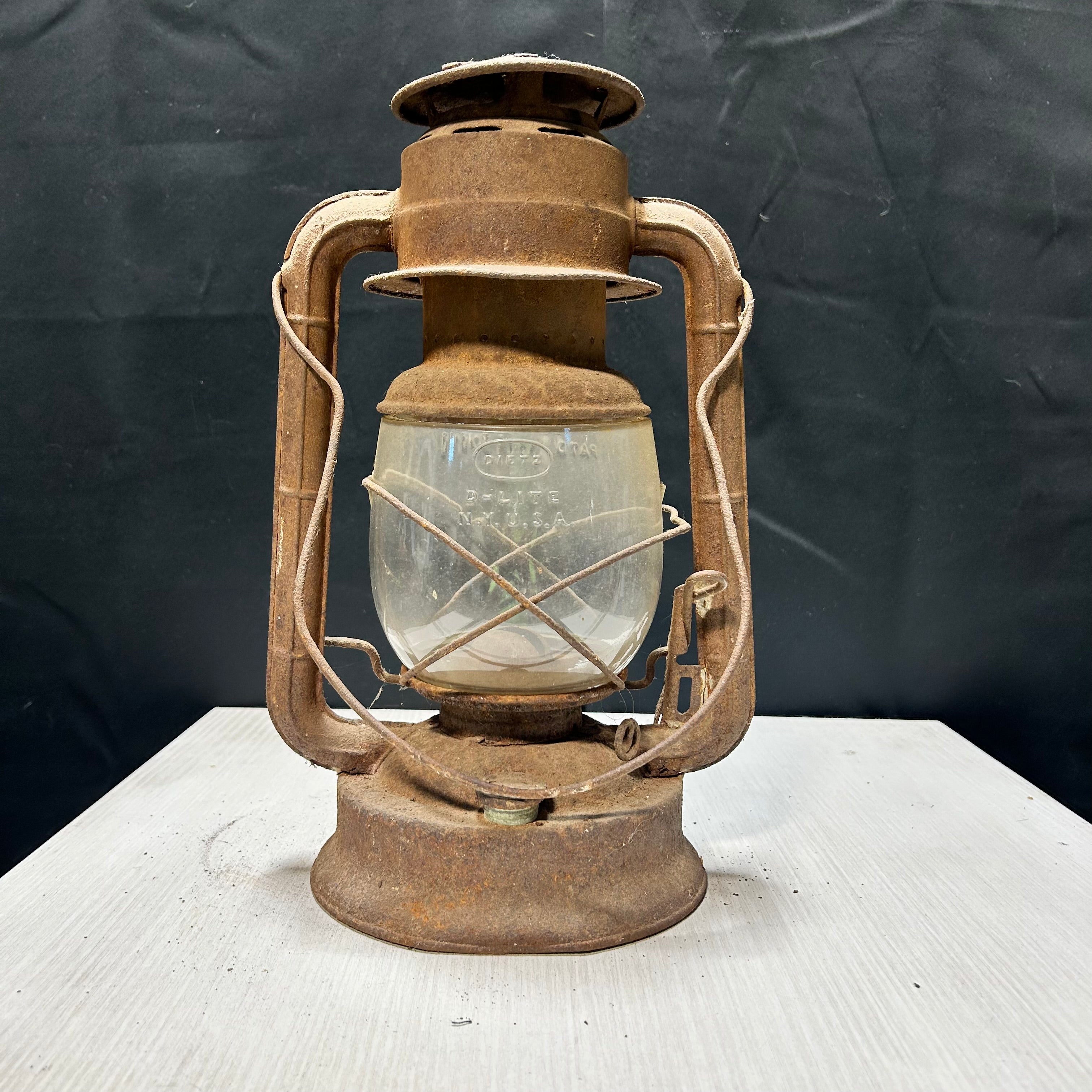 Antique Dietz D-Lite N.Y. U.S.A. Lantern 8"x 13"