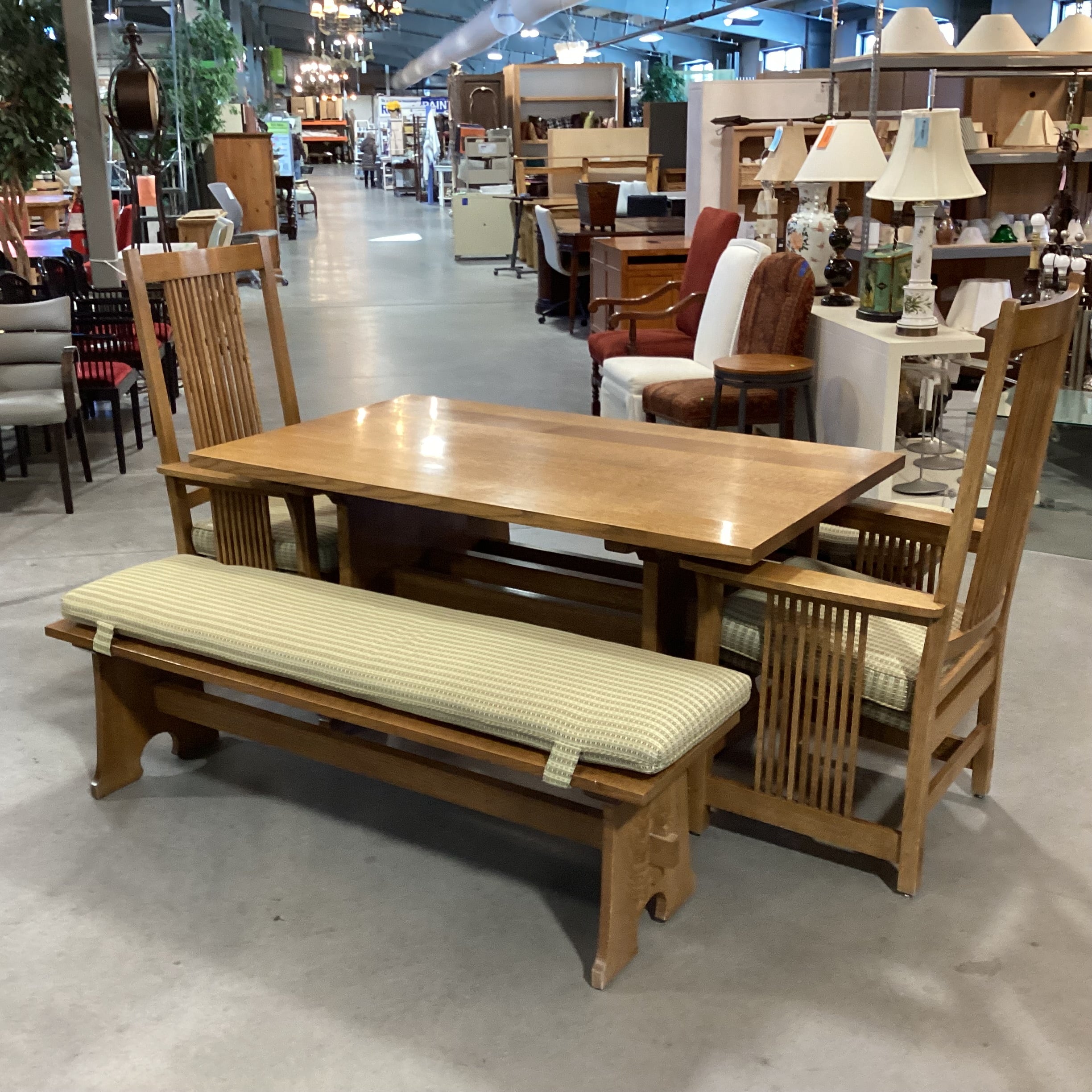 Stickley Mission Oak Table with 2 Arm Chairs & 2 Benches Dining Set 62"x 36"x 30"