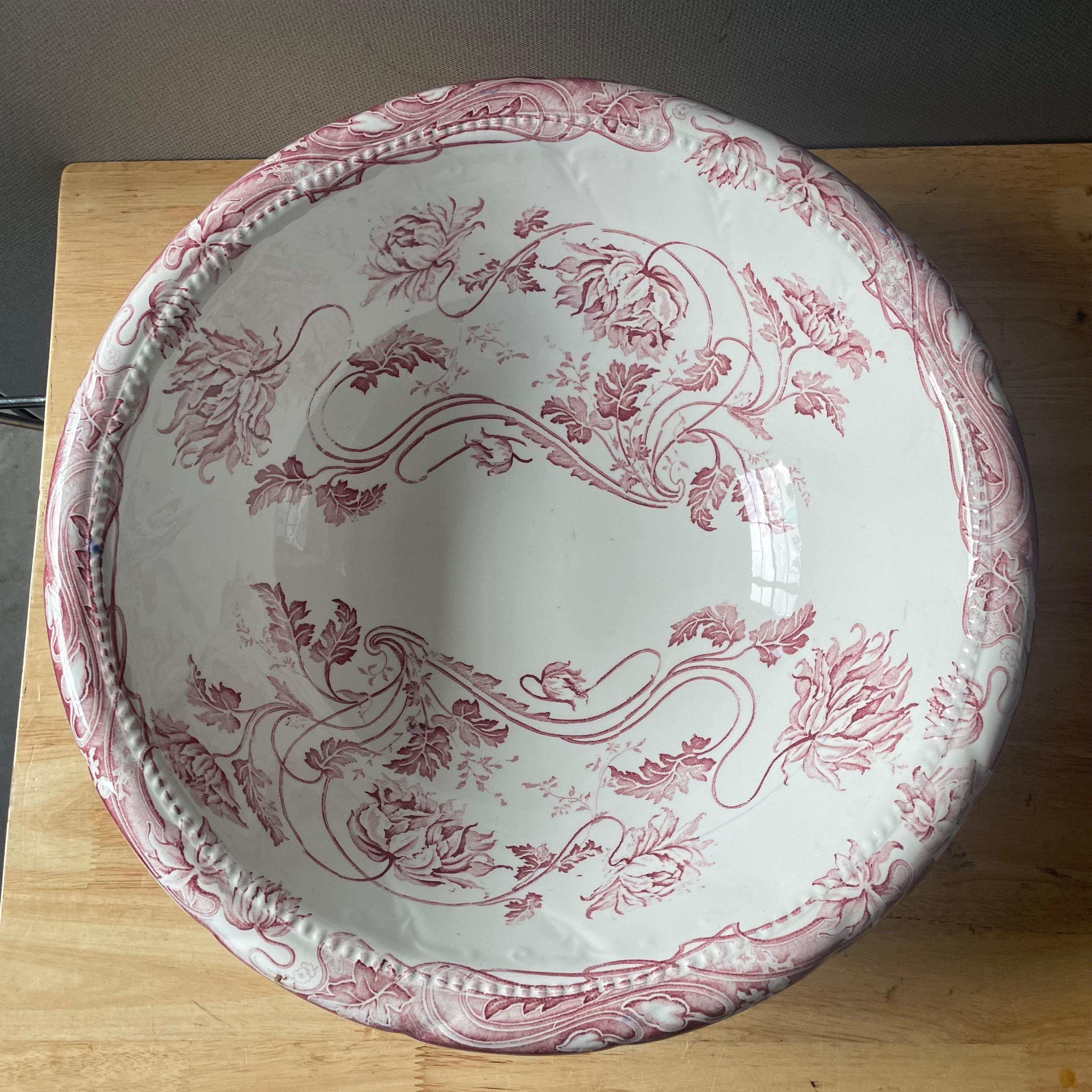 Antique F Winkle & Co Colonial Pottery Red Wine Floral TransferWare Ironstone "Togo" Wash Basin/Bowl,16"x 5"