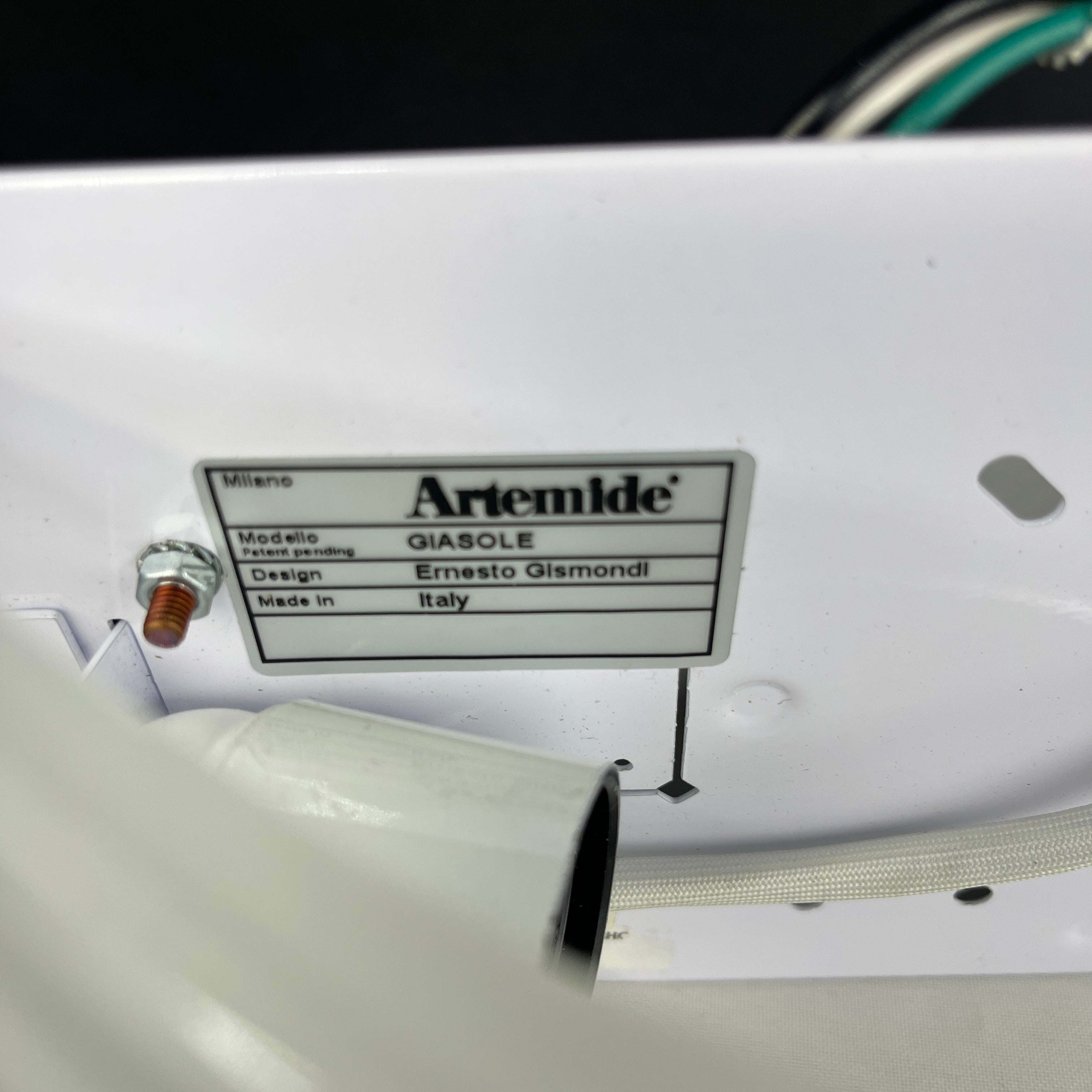 Artemide Giasole Postmodern 1-Light White Metal and Frosted Ribbed Glass Wall Sconce 12”x 5”x 5”