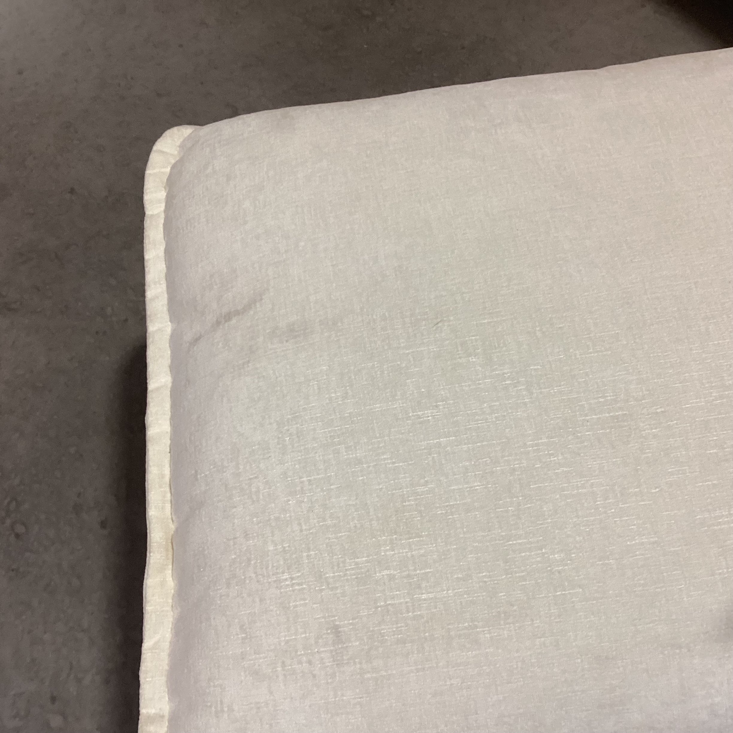 Cream Chenille Woven 3 Piece Modular with Ottoman Sofa 86"x 37"x 32"