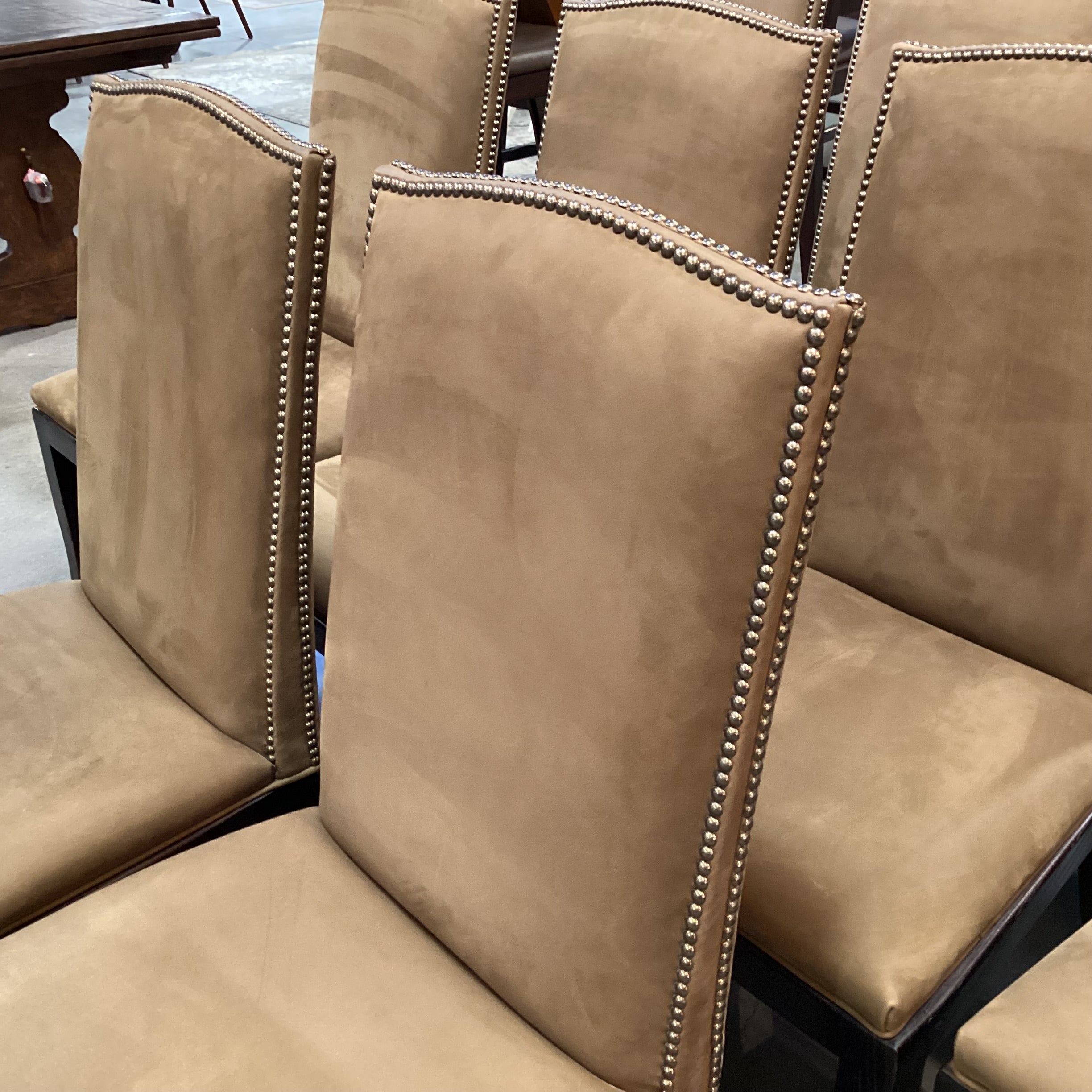 SET of 10 Hickory Chair Co Chelsea Brown Suede Nailhead & Dark Finish Wood Dining Chairs 22"x 25"x 42"
