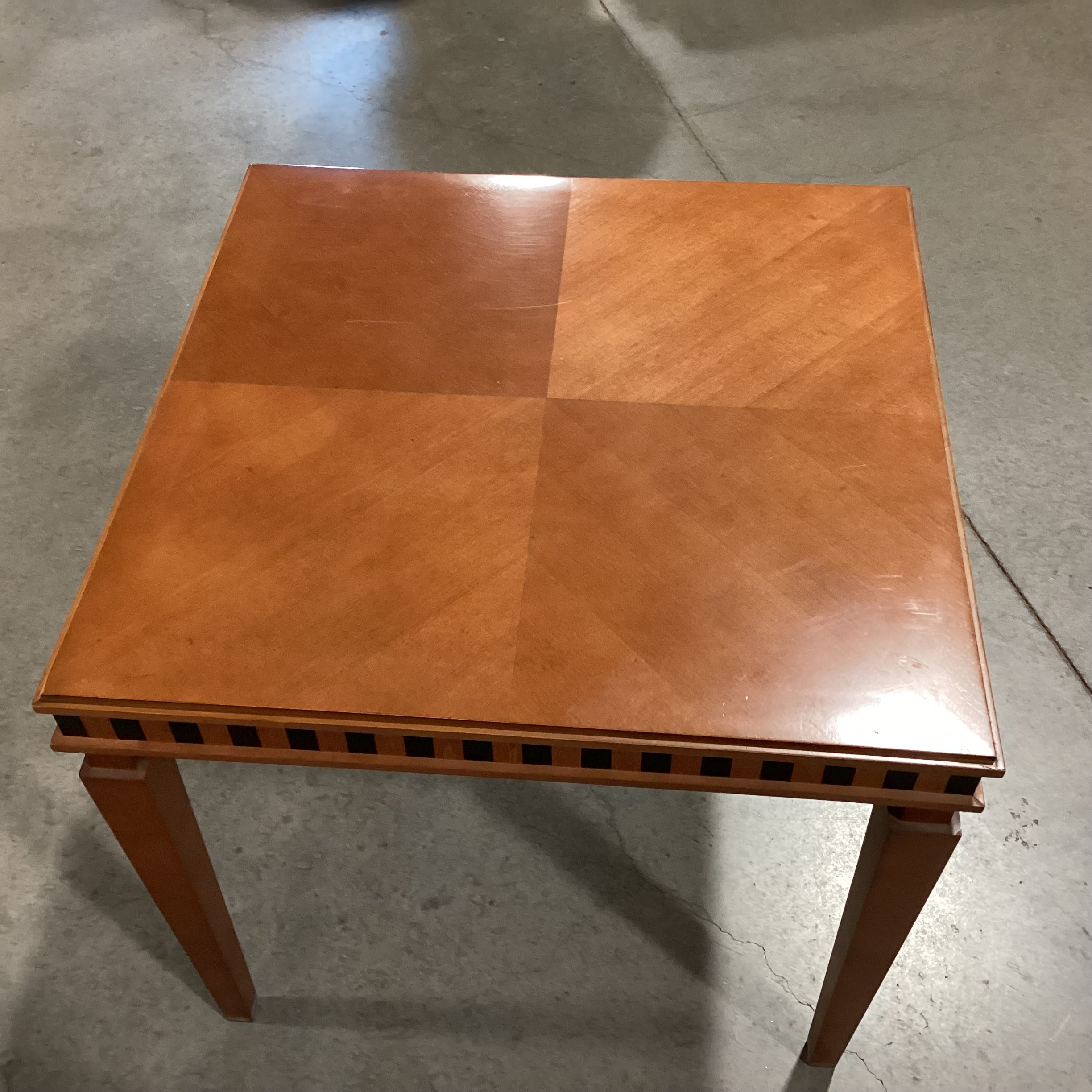 Finished & Wood with Black Side Detail 24"x 24"x 22.5"