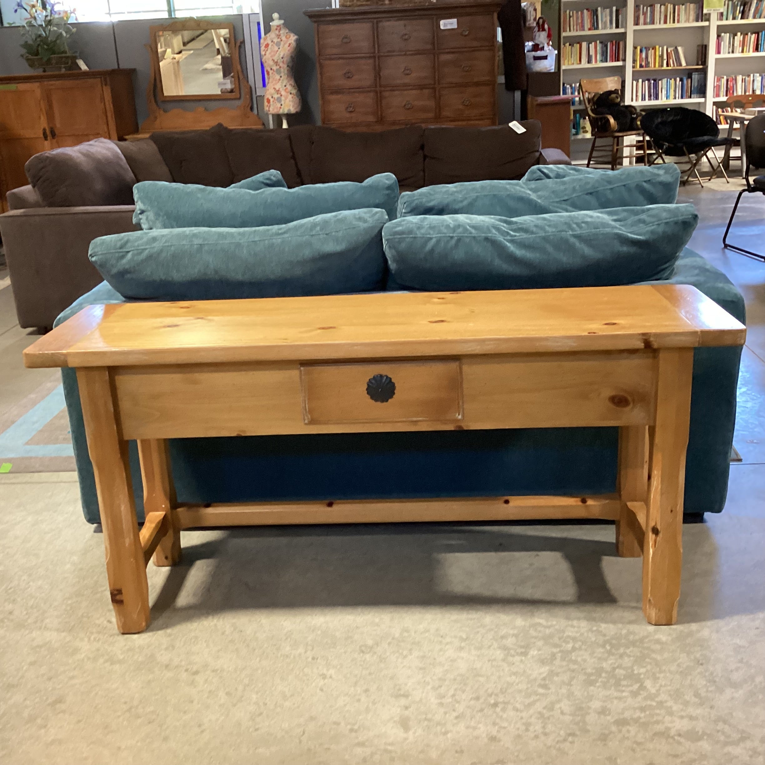 Tomlinson Furniture Rustic Distressed Pine 3 Drawer Sofa Table 60"x 17"x 28.5"