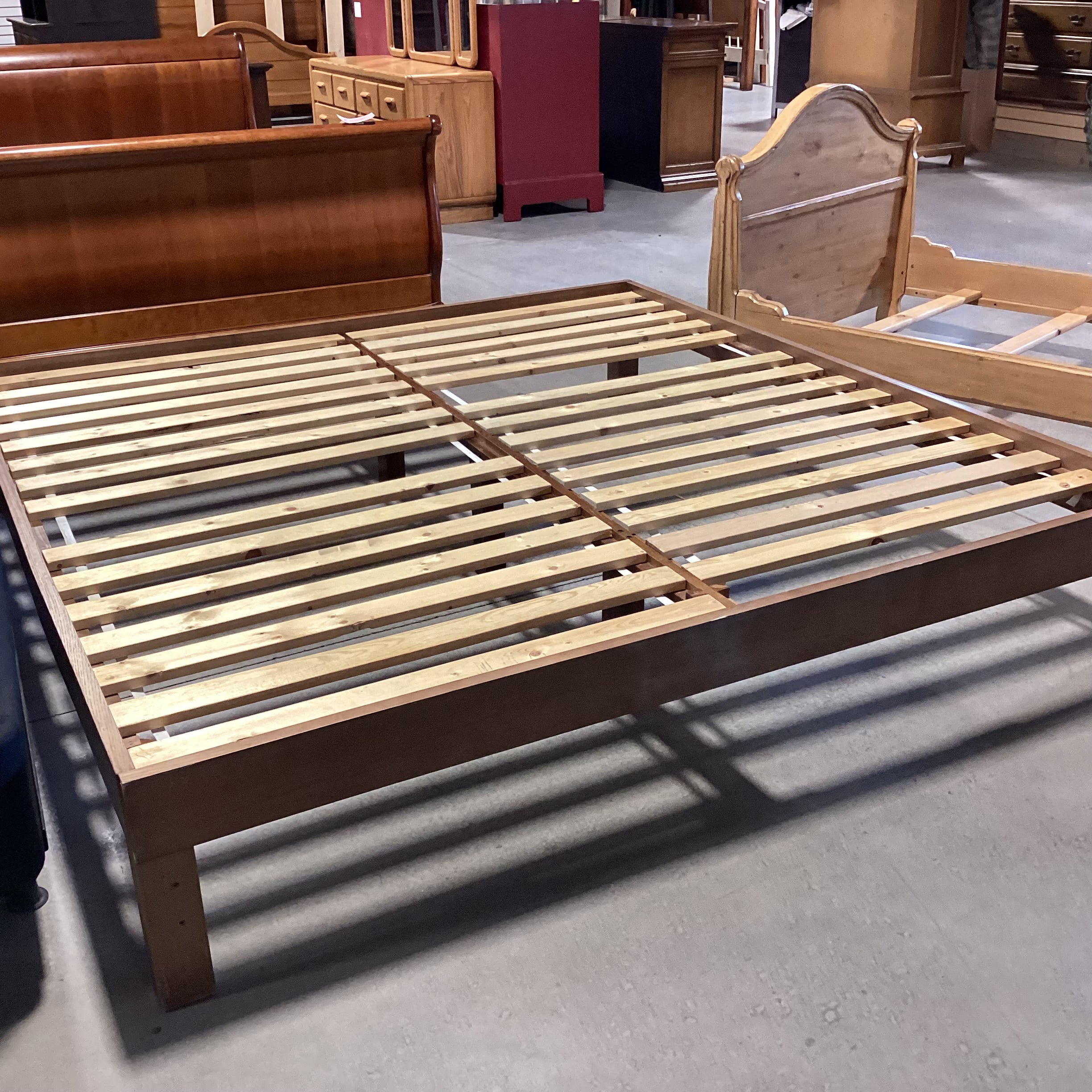 King Wood Platform Bed Set 78"x 82"x 15"