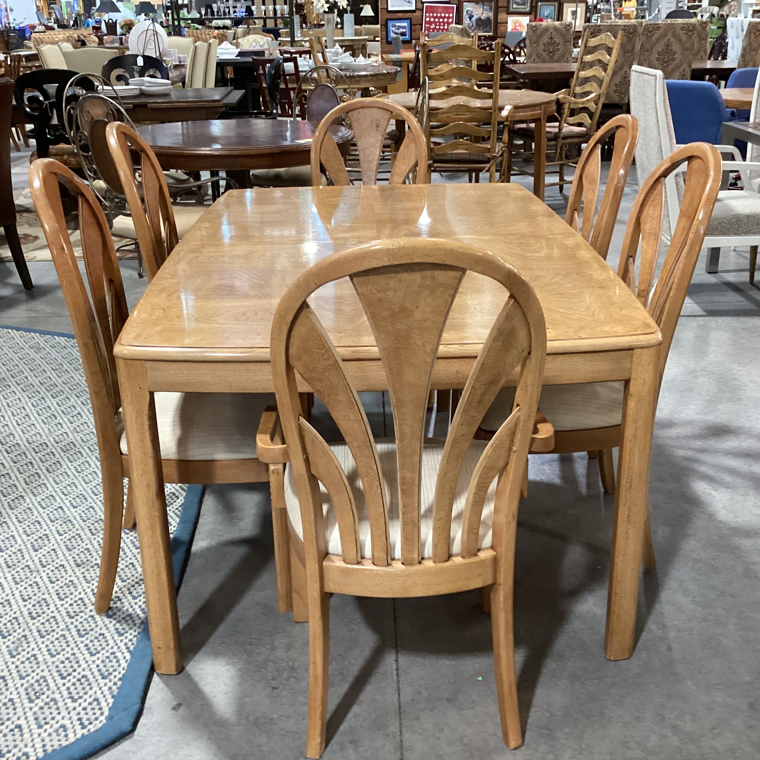 Vintage Thomasville Light Finish Wood & Veneer 1 Leaf Table with 6 Chairs Dining Set 68" to 80"x 44"x 30"