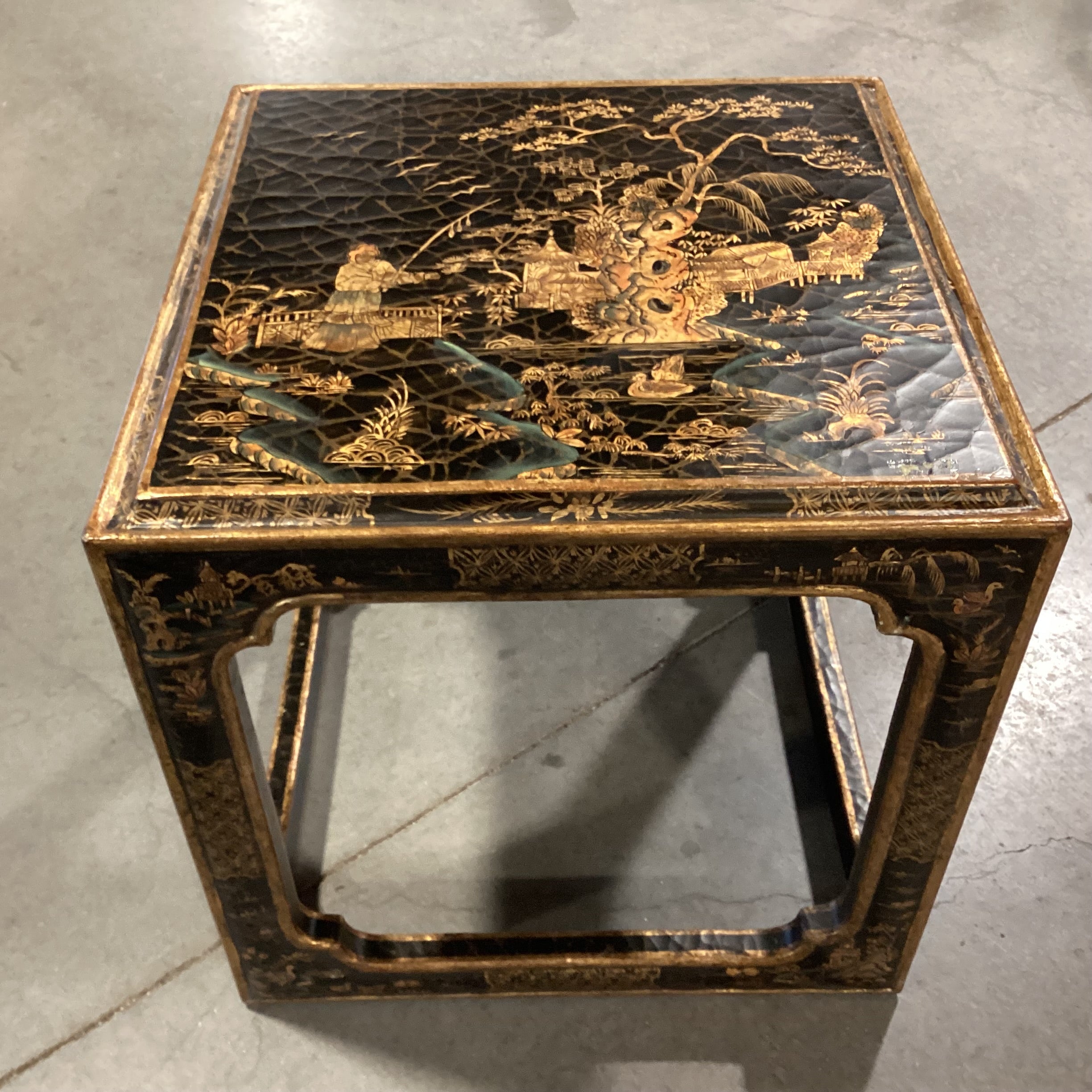 Vintage Chinoiserie Black Lacquer & Gold Hand Painted End Table 18.5"x 18.5"x 19"