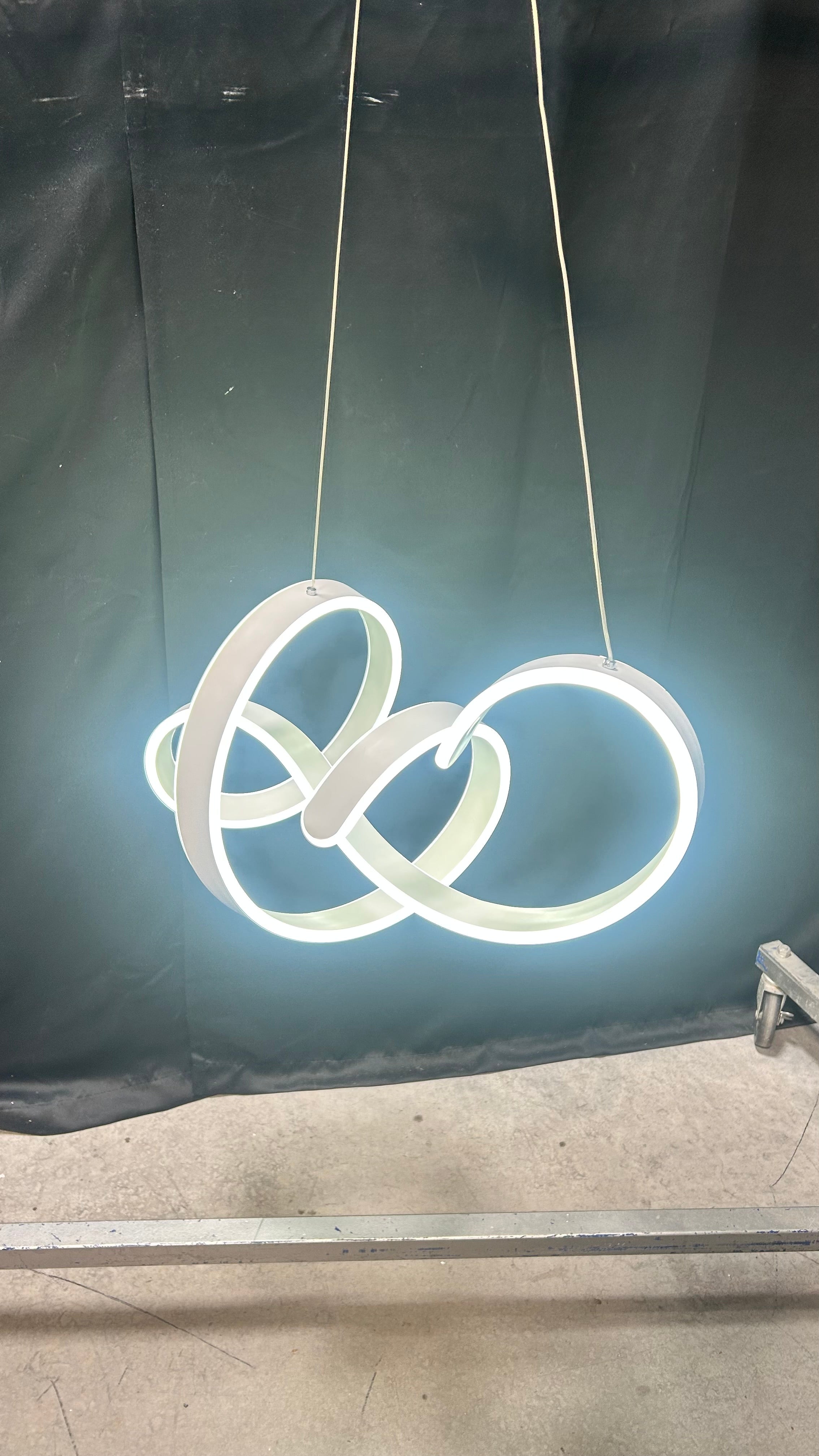 Candil LED Modern Pendant Light 13"x 22"x 35"