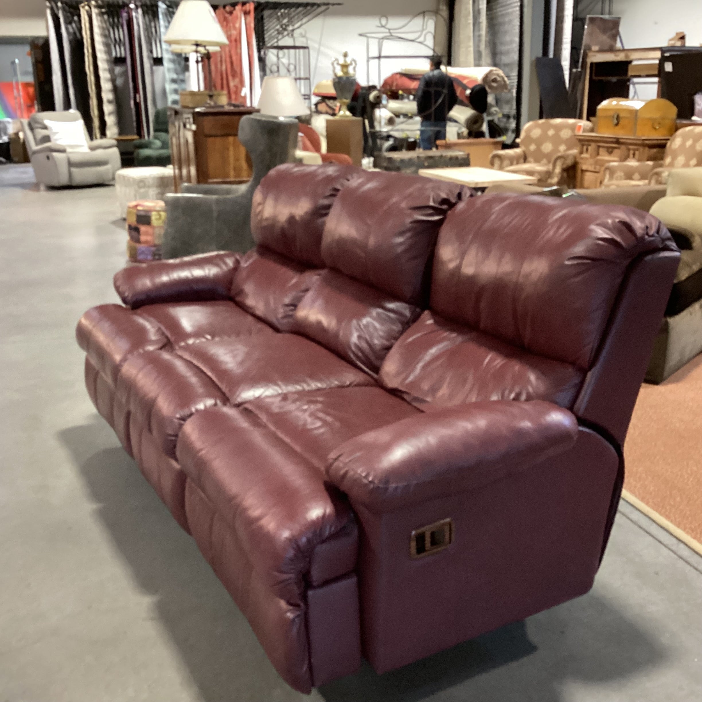 Lane Burgundy Leather Double Recliner on Casters Sofa 85"x 42"x 40"