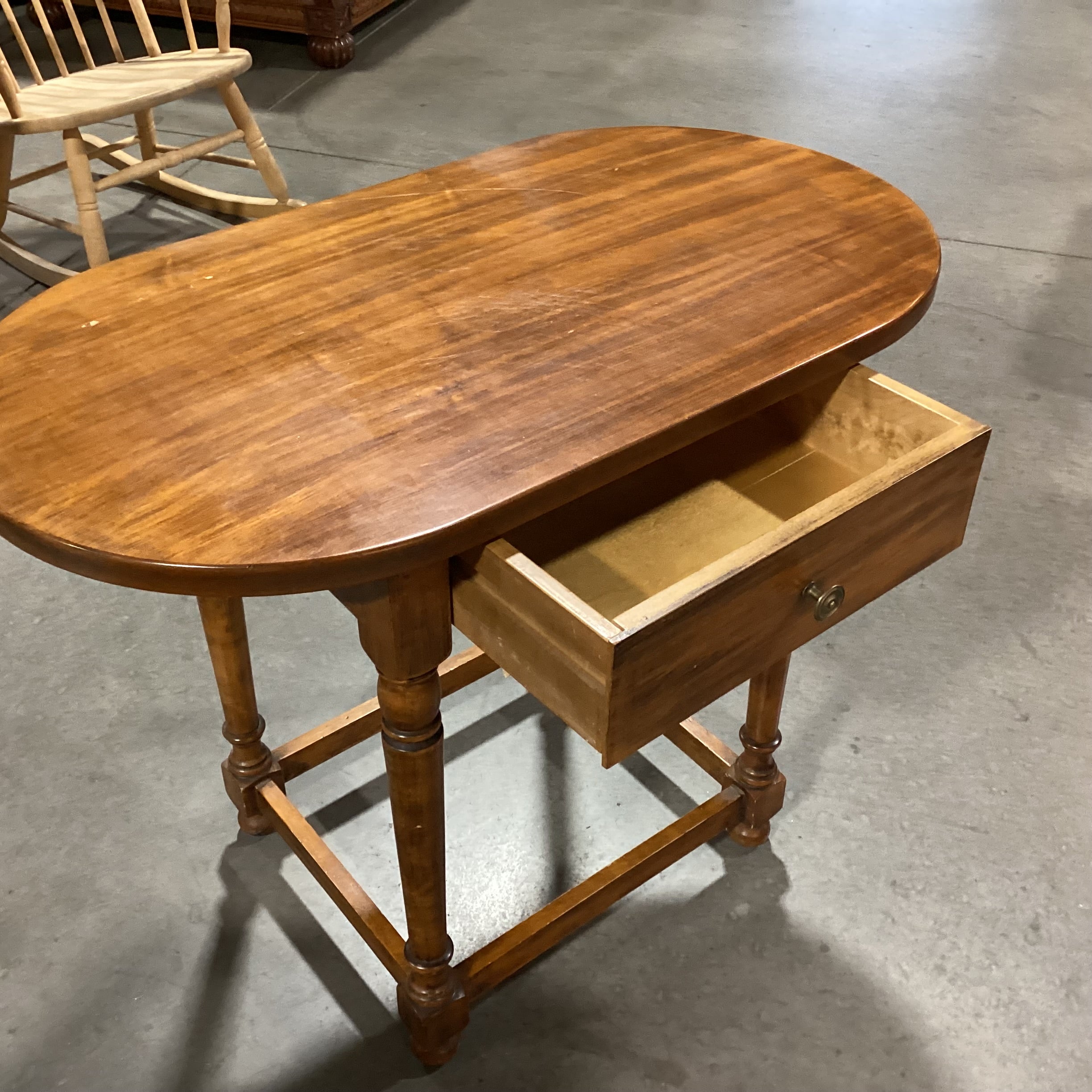 Sarreid Made in Italy Oval Top Finished Carved Wood 1 Drawer Accent Table 35.5"x 20"x 28"