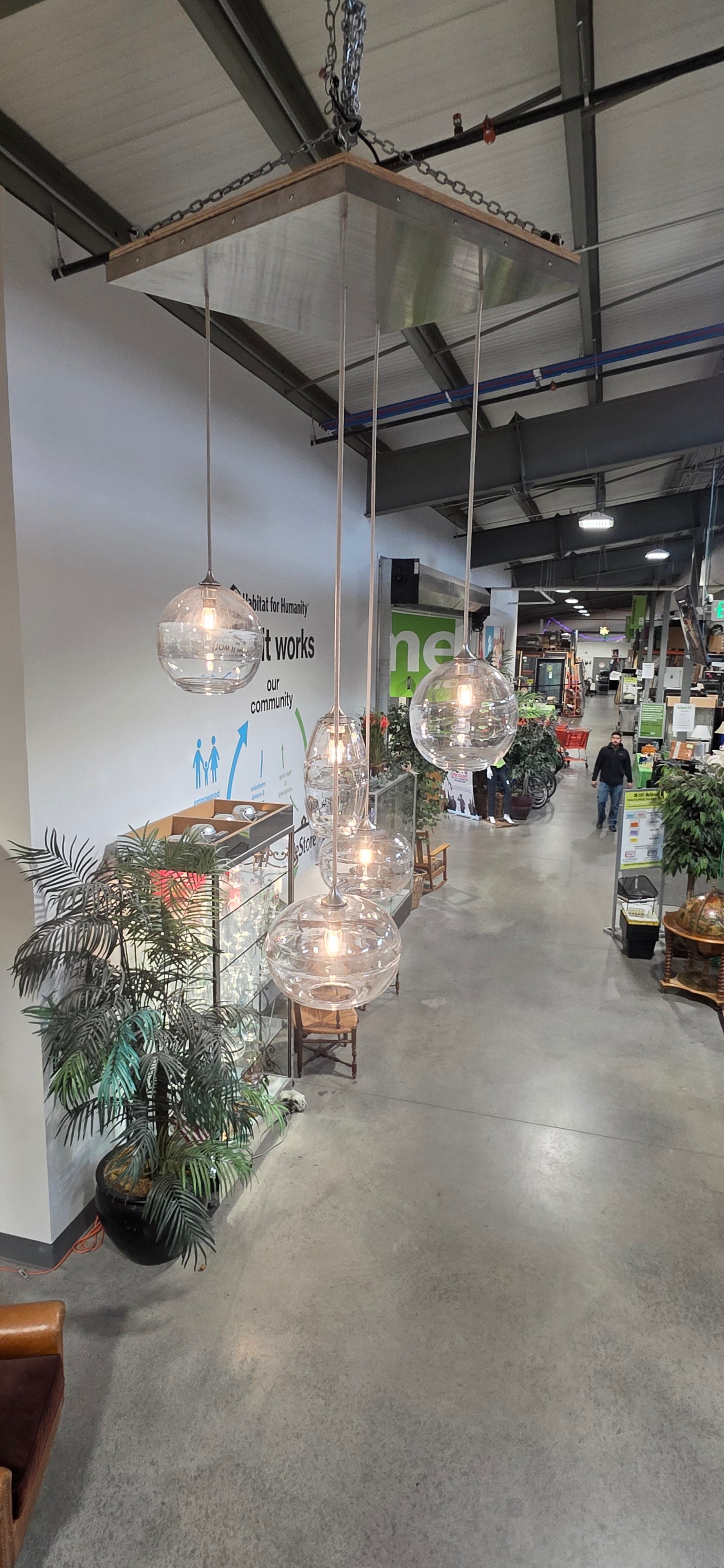 Distinct Bubble Globe Chandelier 5 Lights 30"x30"x62"