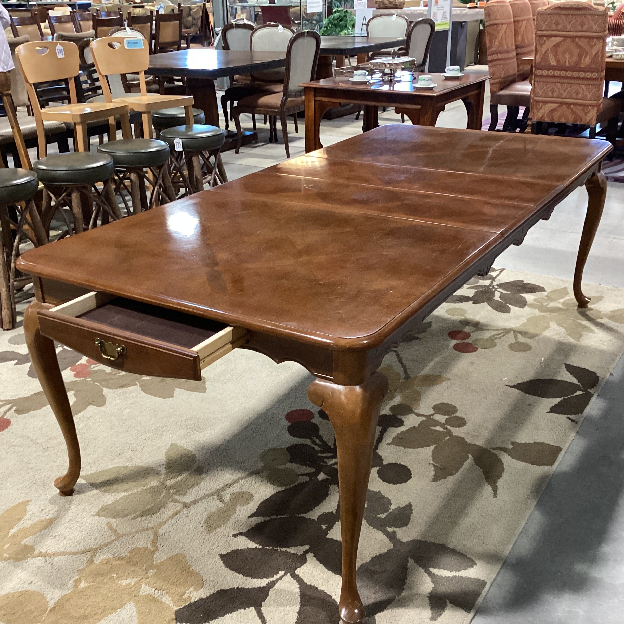 Traditional Cherry with Lattice Detail & 2 Leaves Dining Table 88"x 42"x 30"