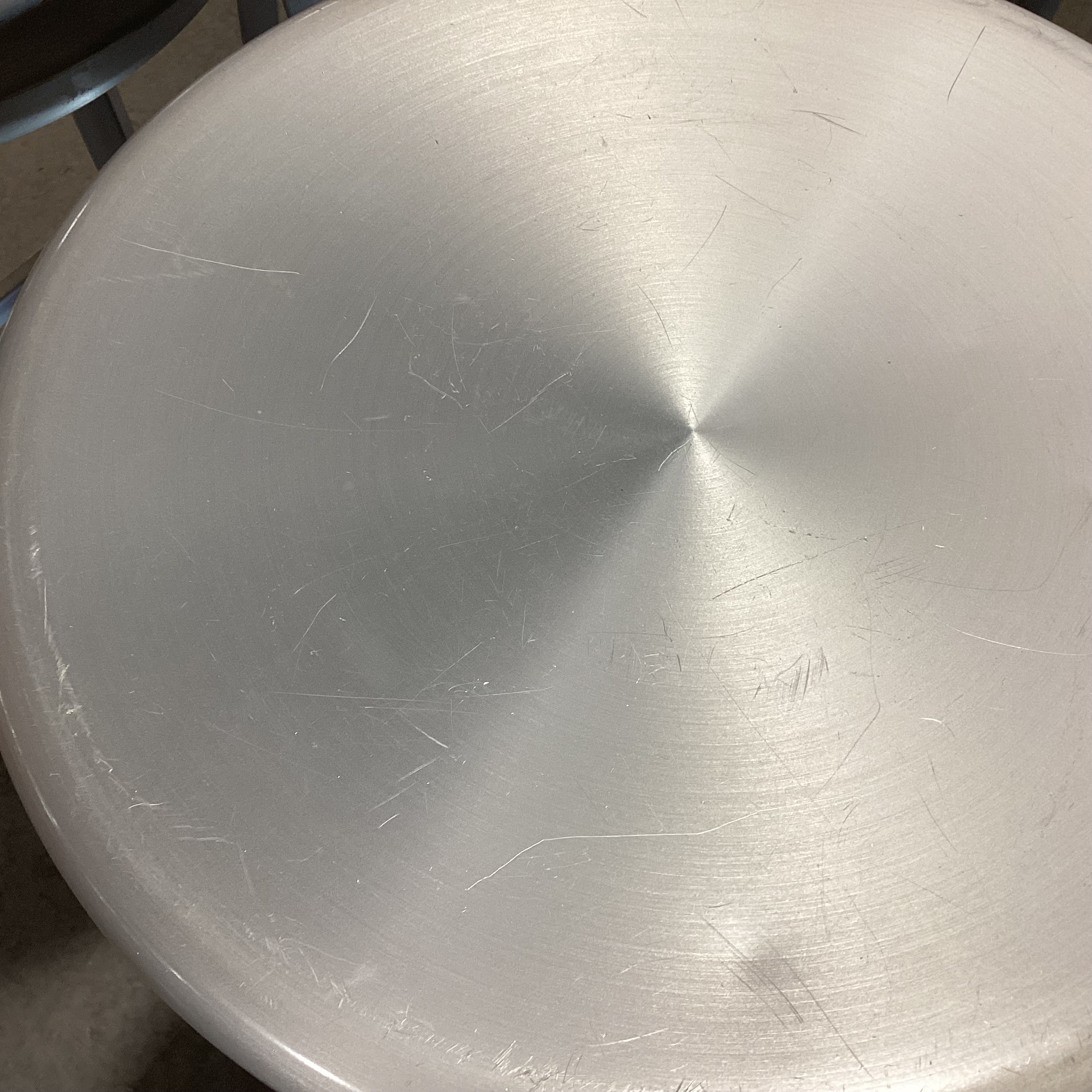 Set of 4 Aluminum Swivel Barstools 30"