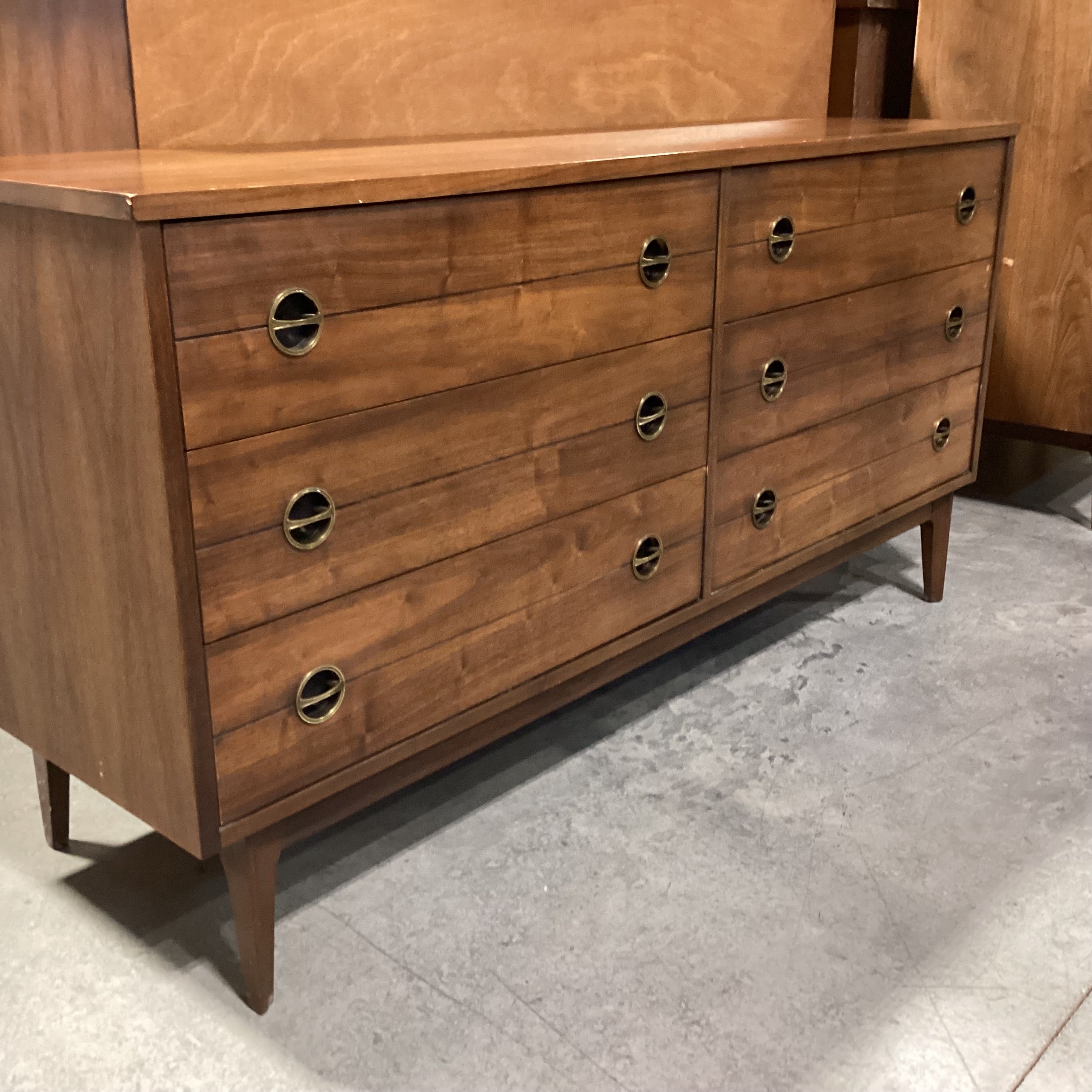 Mid Century Walnut 6 Drawer Dresser 60"x 18"x 31"