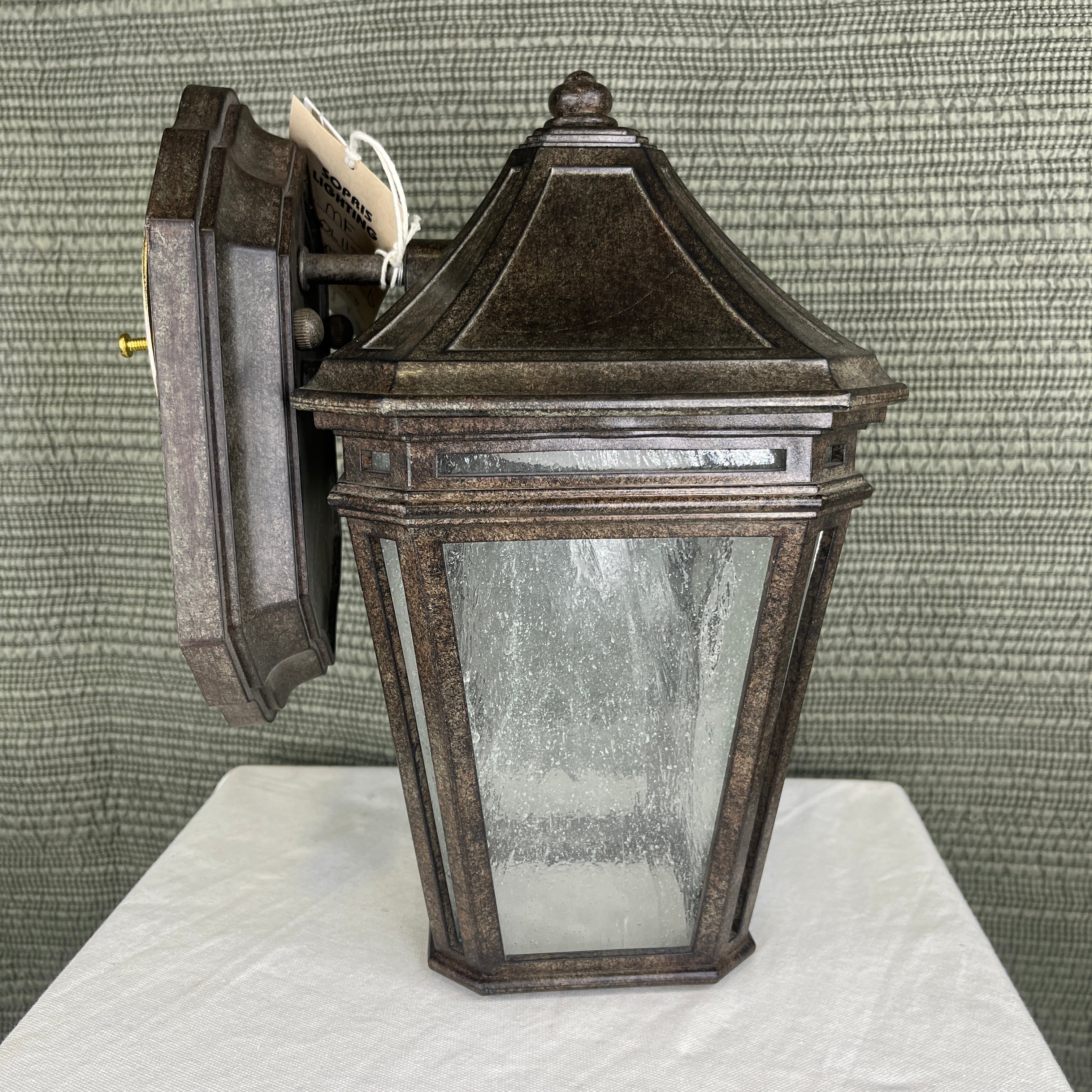 Feiss Londontowne 1-Light LED Weathered Chestnut Transitional Outdoor Wall Sconce 7"x 11"x 9"