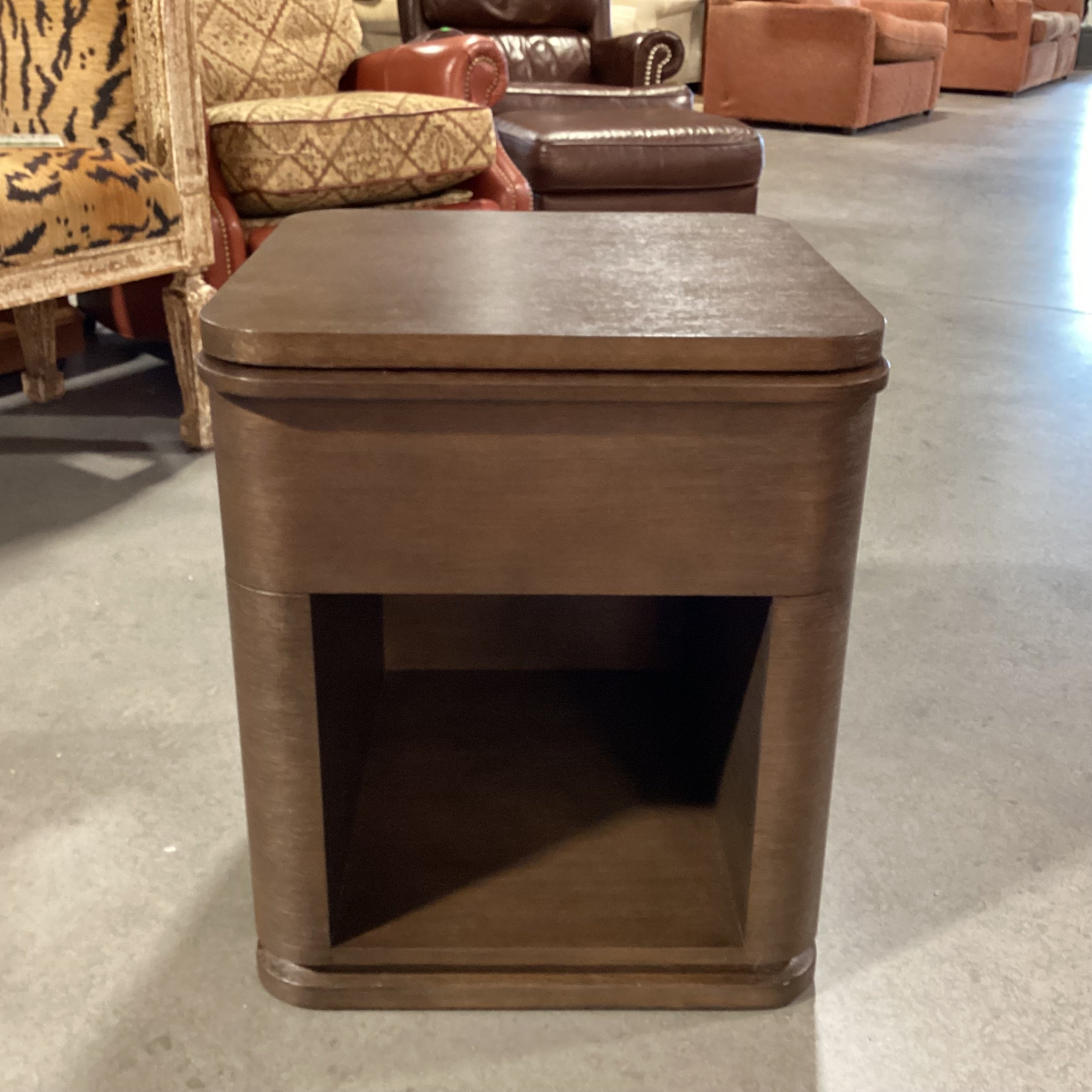 Restoration Hardware Contemporary Dark Finish Oak 1 Drawer with Cubby End Table 20"x 21"x 24.5"