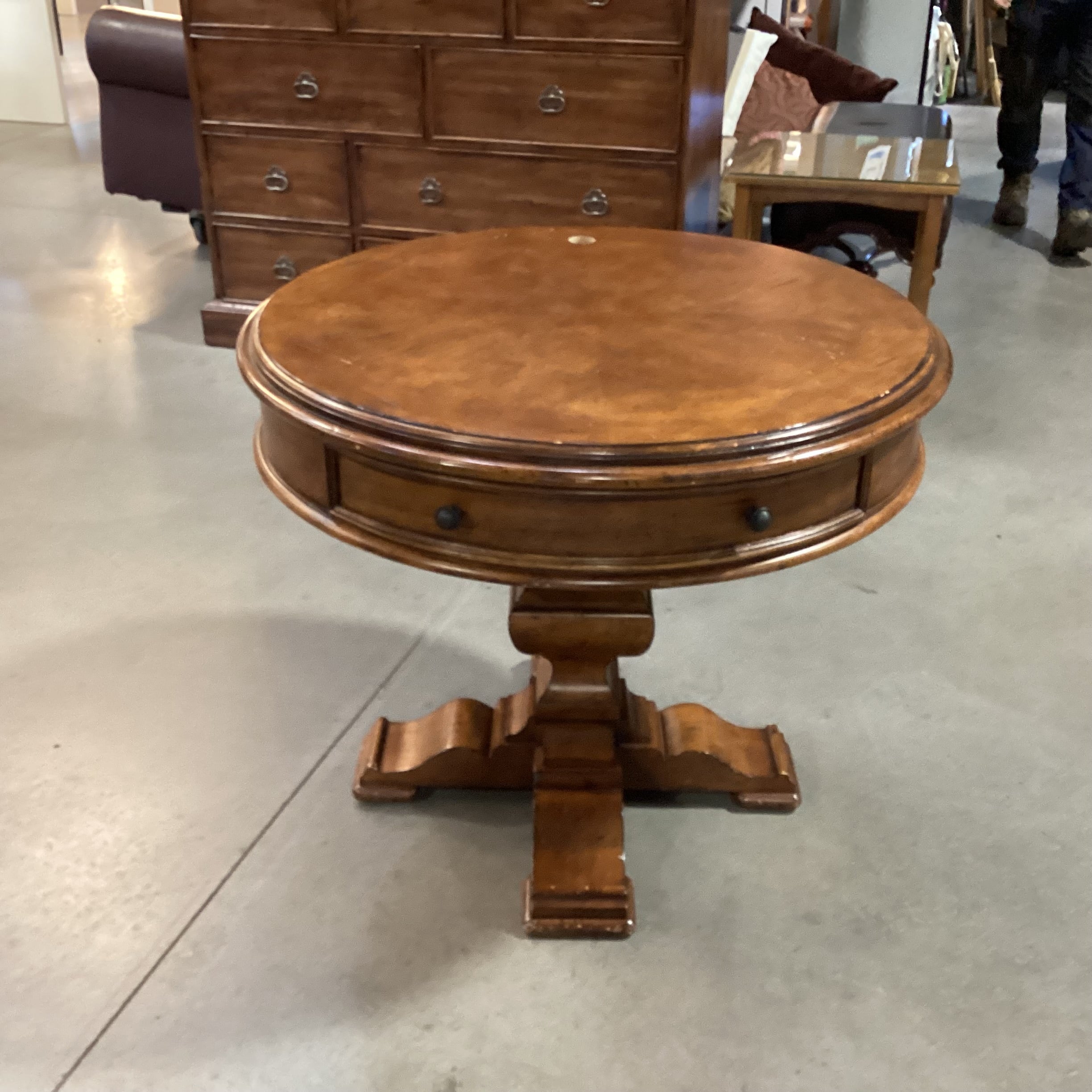 Furniture Land South Round Finished Veneer & Wood 1 Drawer Accent Table 36" Diameter x 30"
