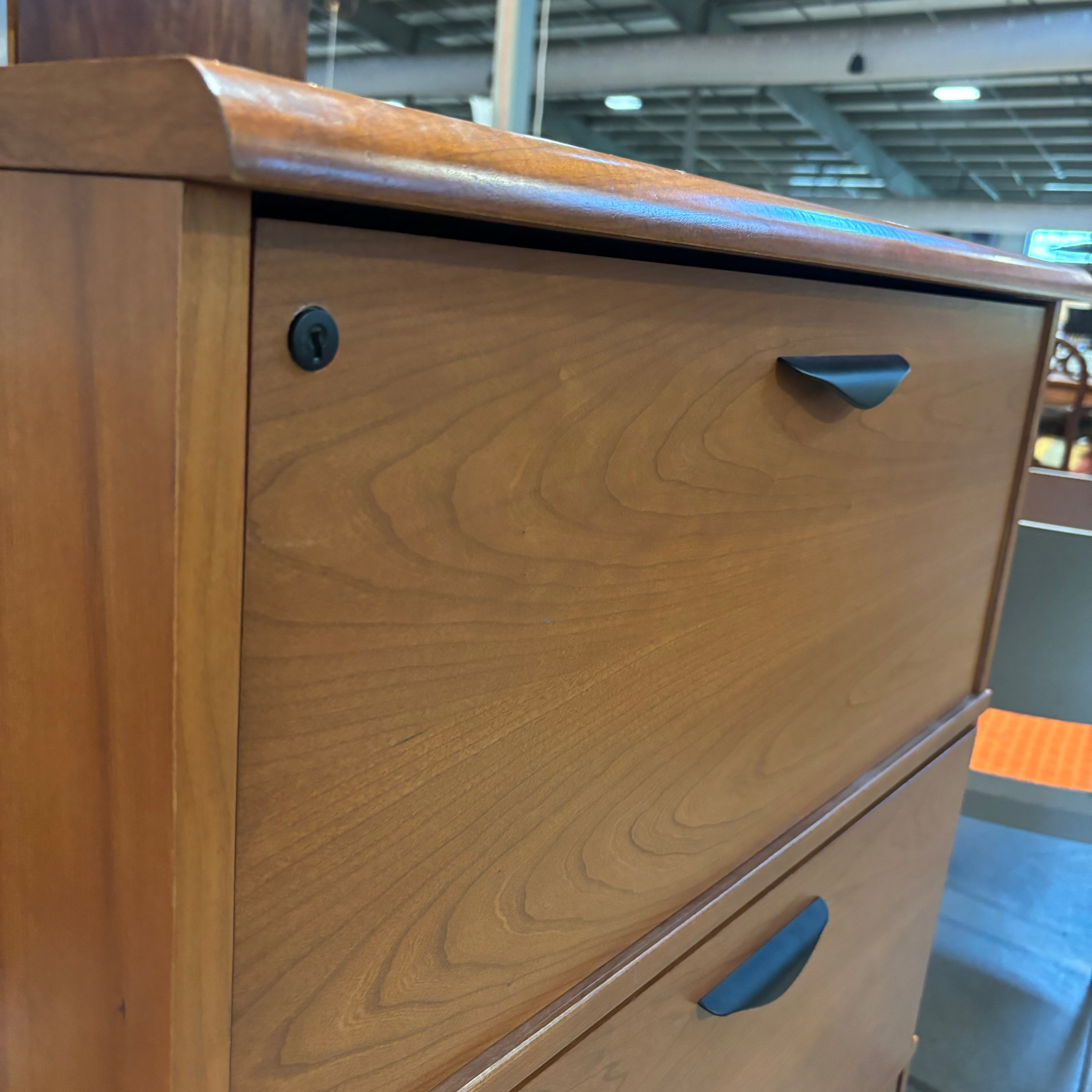 Lizell Quality Furniture Cherry Wood 3 Drawer Filing Cabinet 30.5"x 19"x 42"
