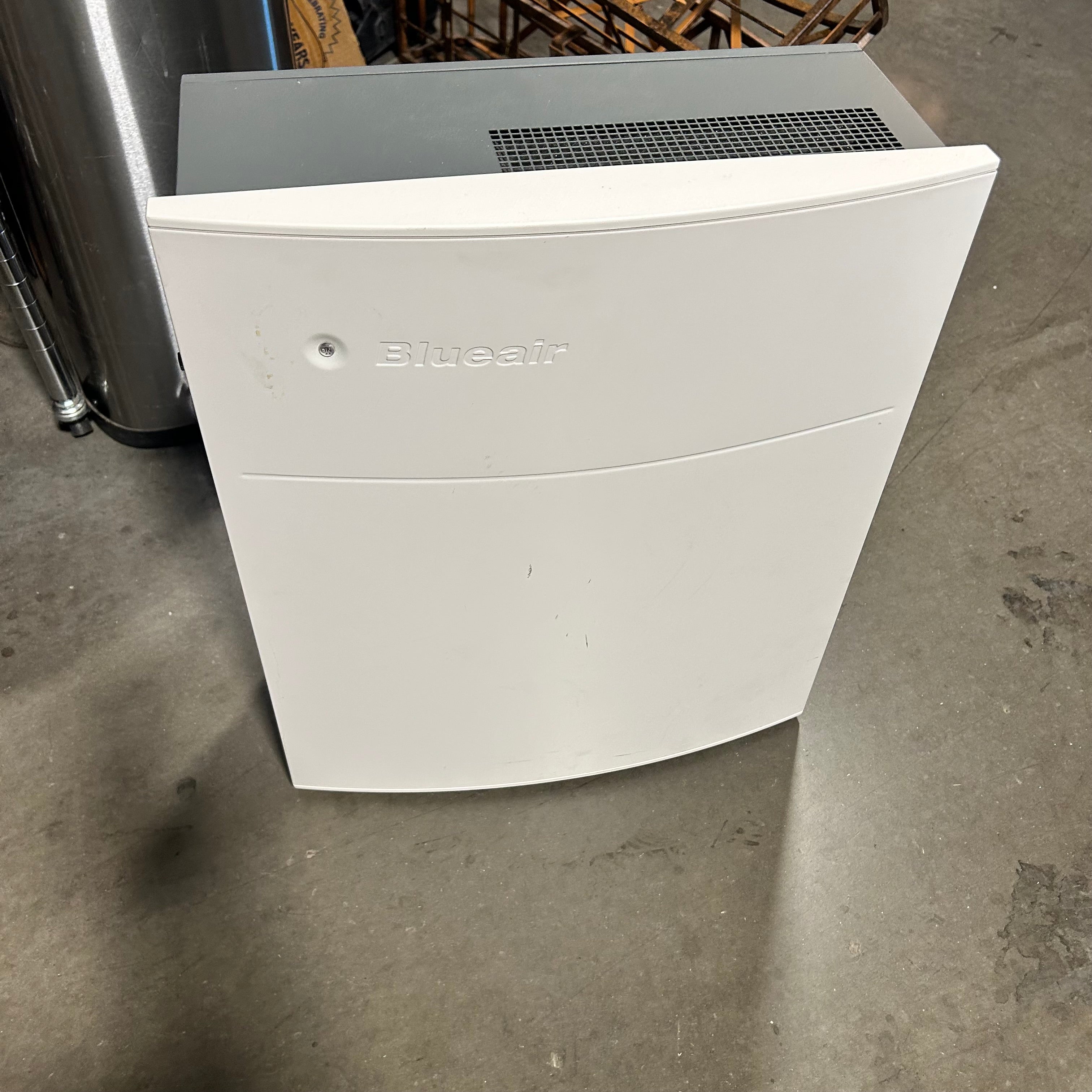 BlueAir 203 Purifying System 17"x 8"x 21"