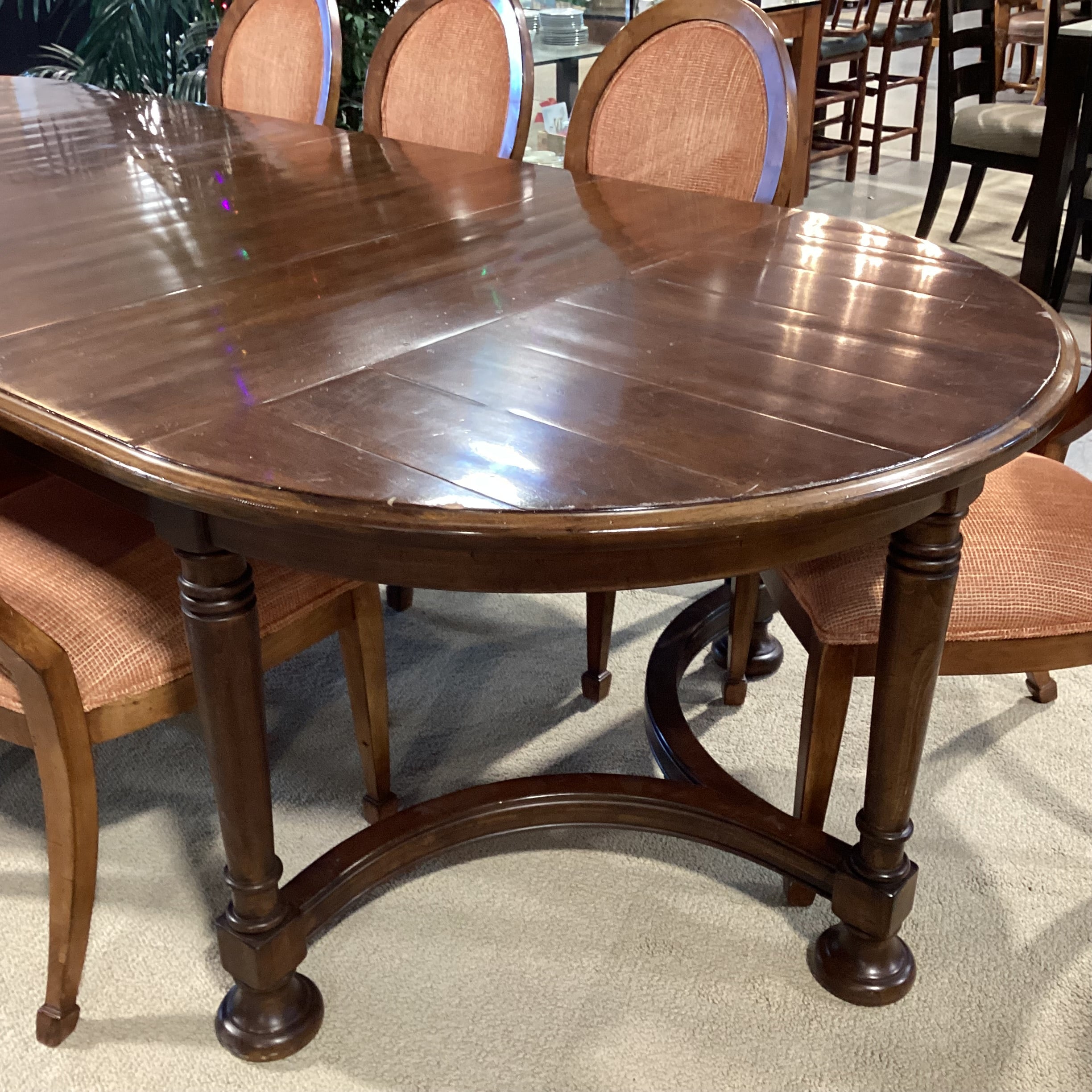 Drexel Heritage Carved Wood Oval 2 Leaves Table & 8 Oval Back Chairs Dining Set 76" to 124"x 48"x 30"