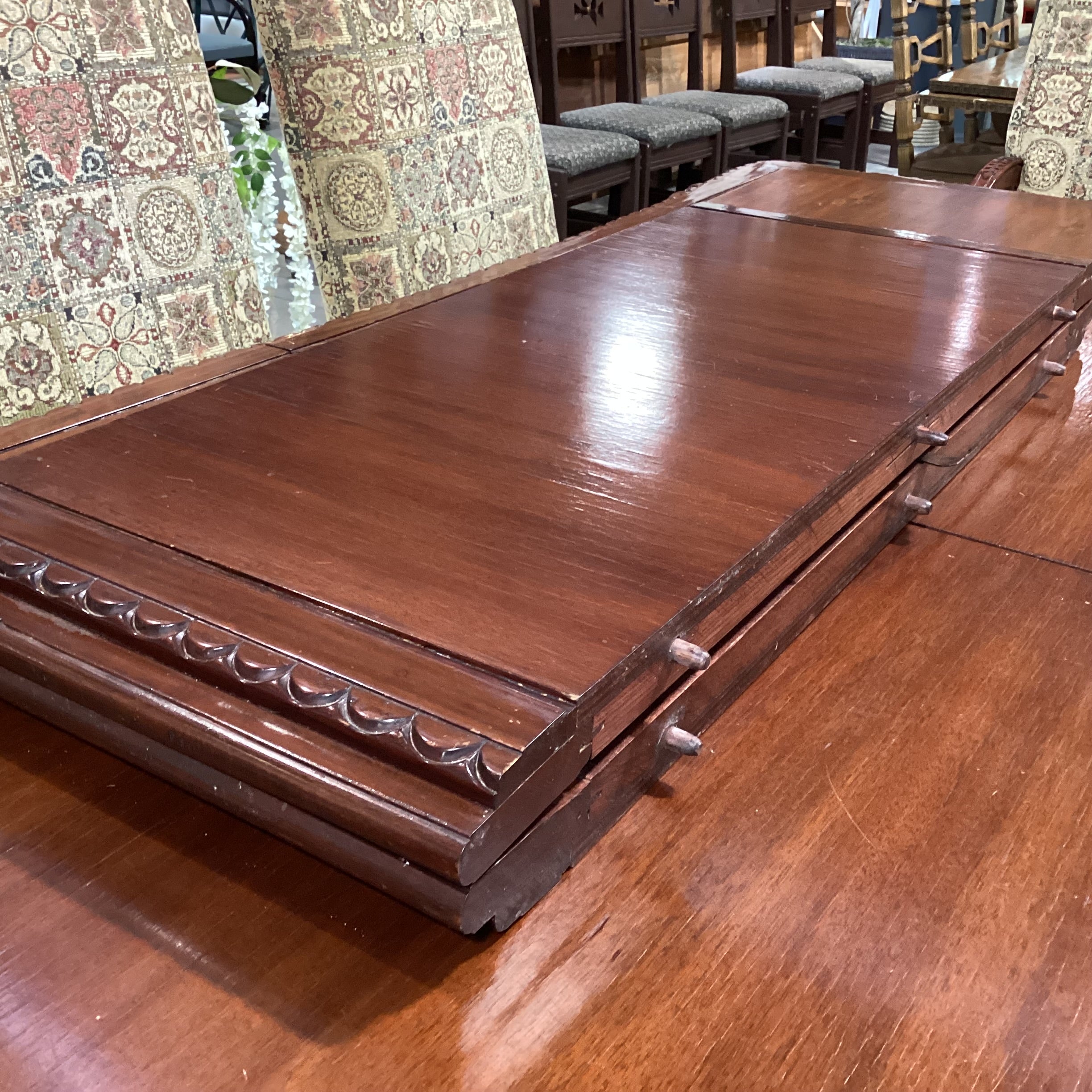 White Rose Ornate Carved Lionshead 2 Leaves Table with 8 Chairs Dining Set 102" to 138"x 48"x 31.5"