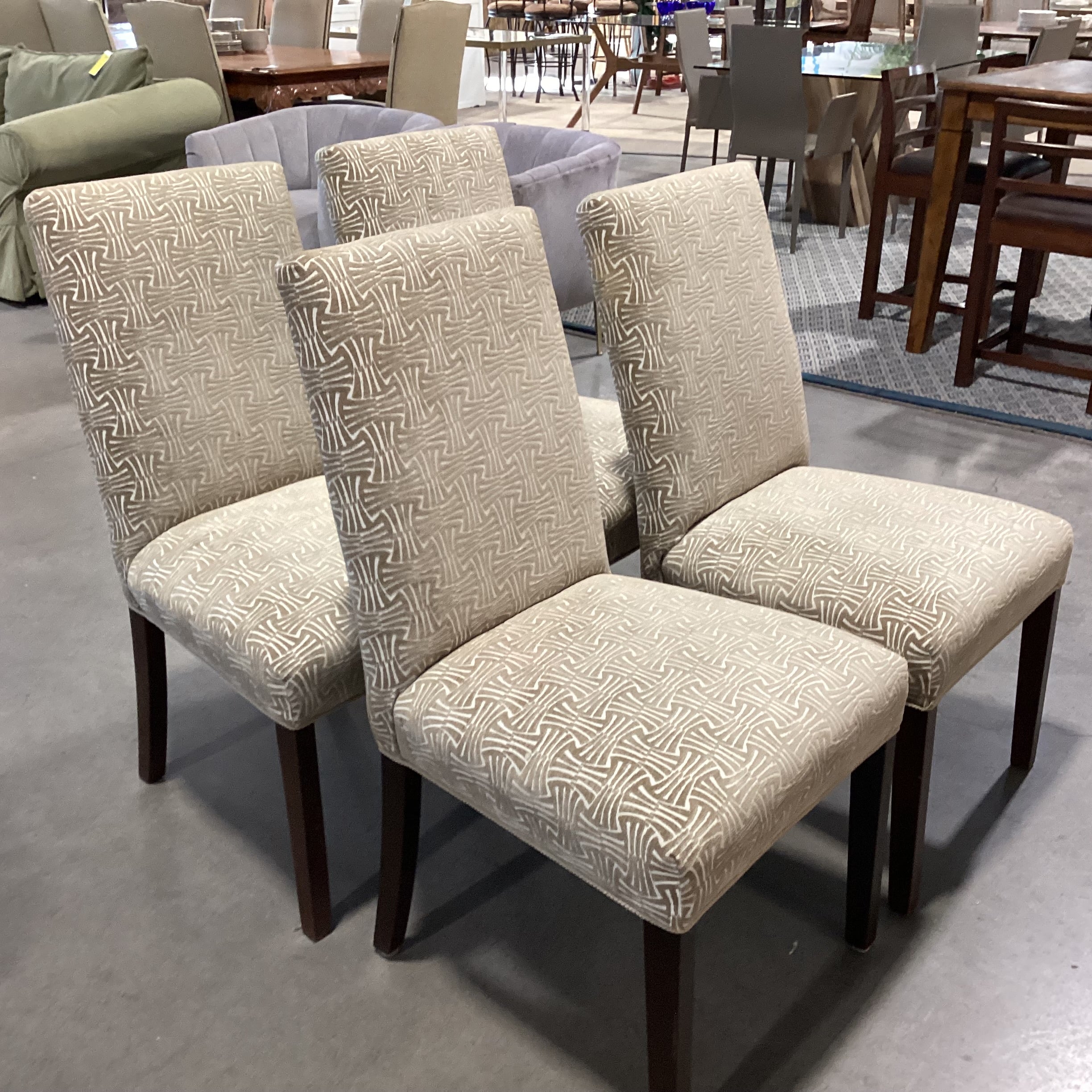 Set of 4 Beige & Ivory Raised Chenille Design Dining Chairs 22"x 24"x 40"