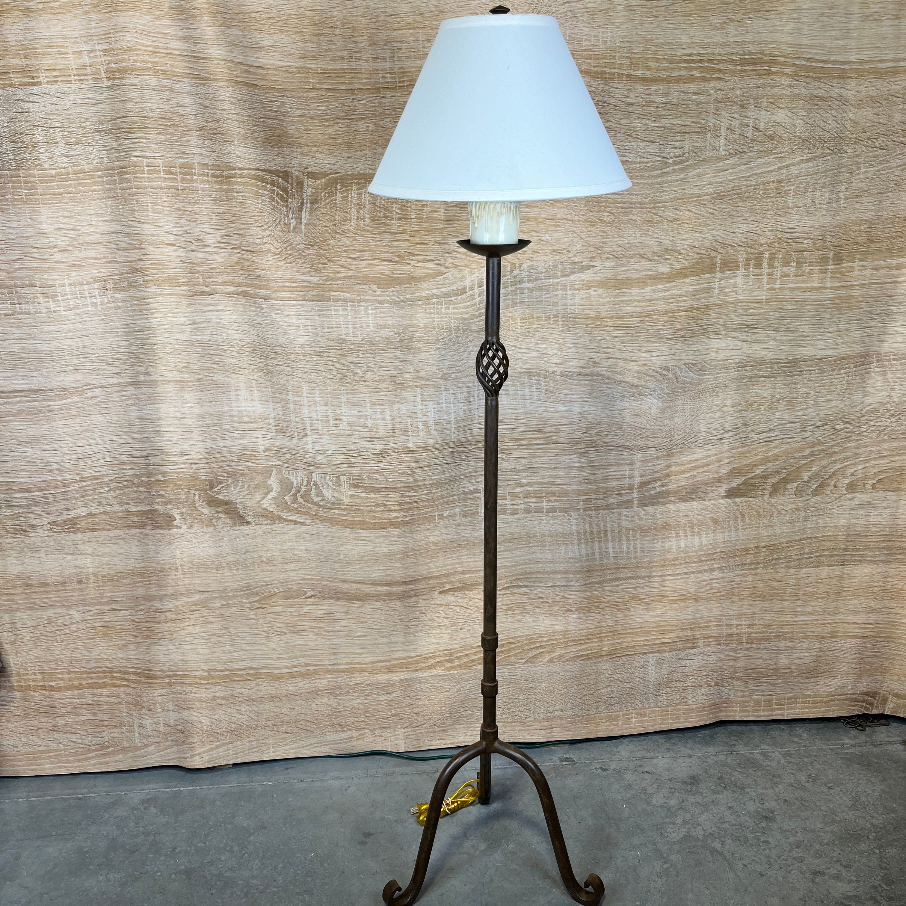 Iron retailer scroll floor lamp