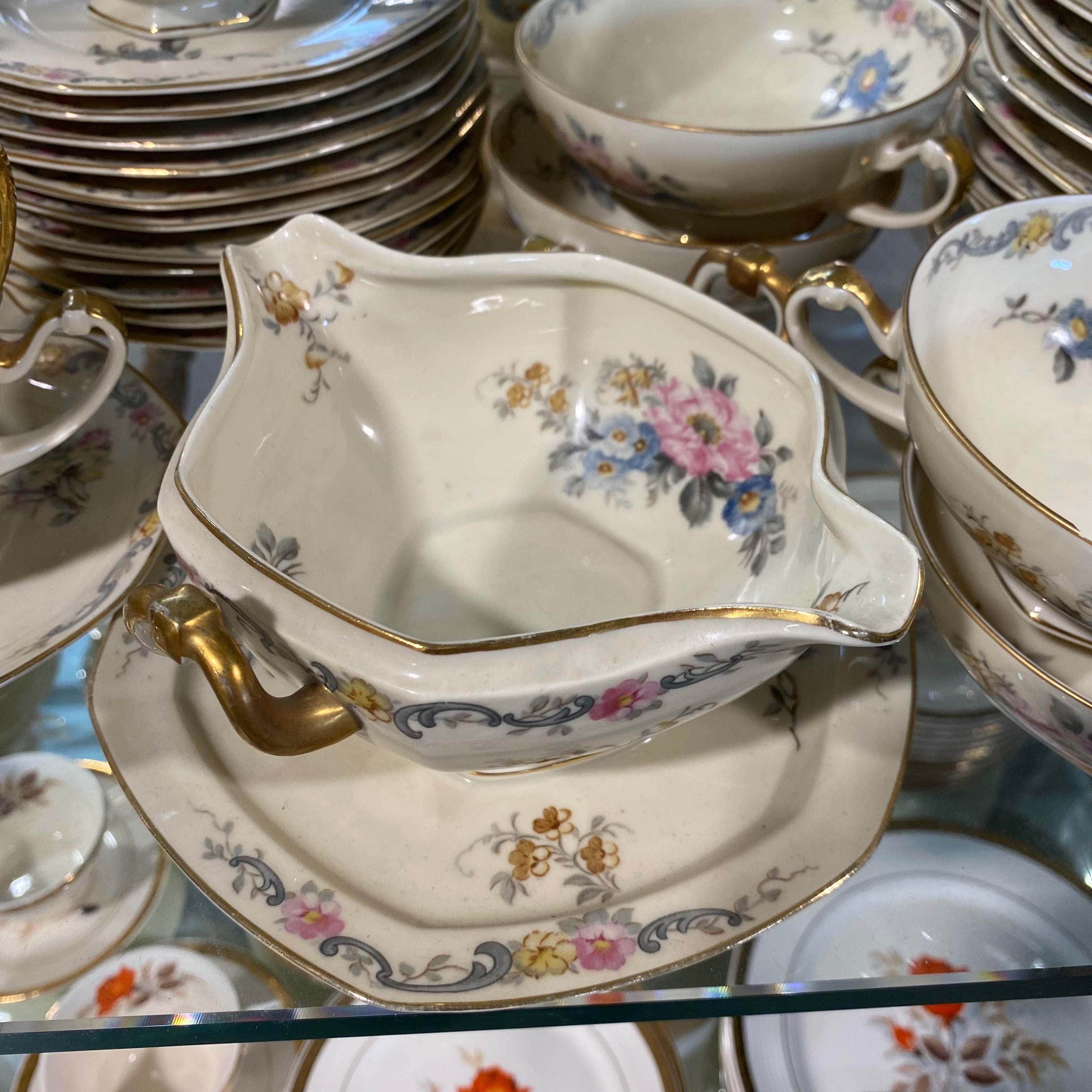 91 Piece Hutschenreuther Pastiellie China Set