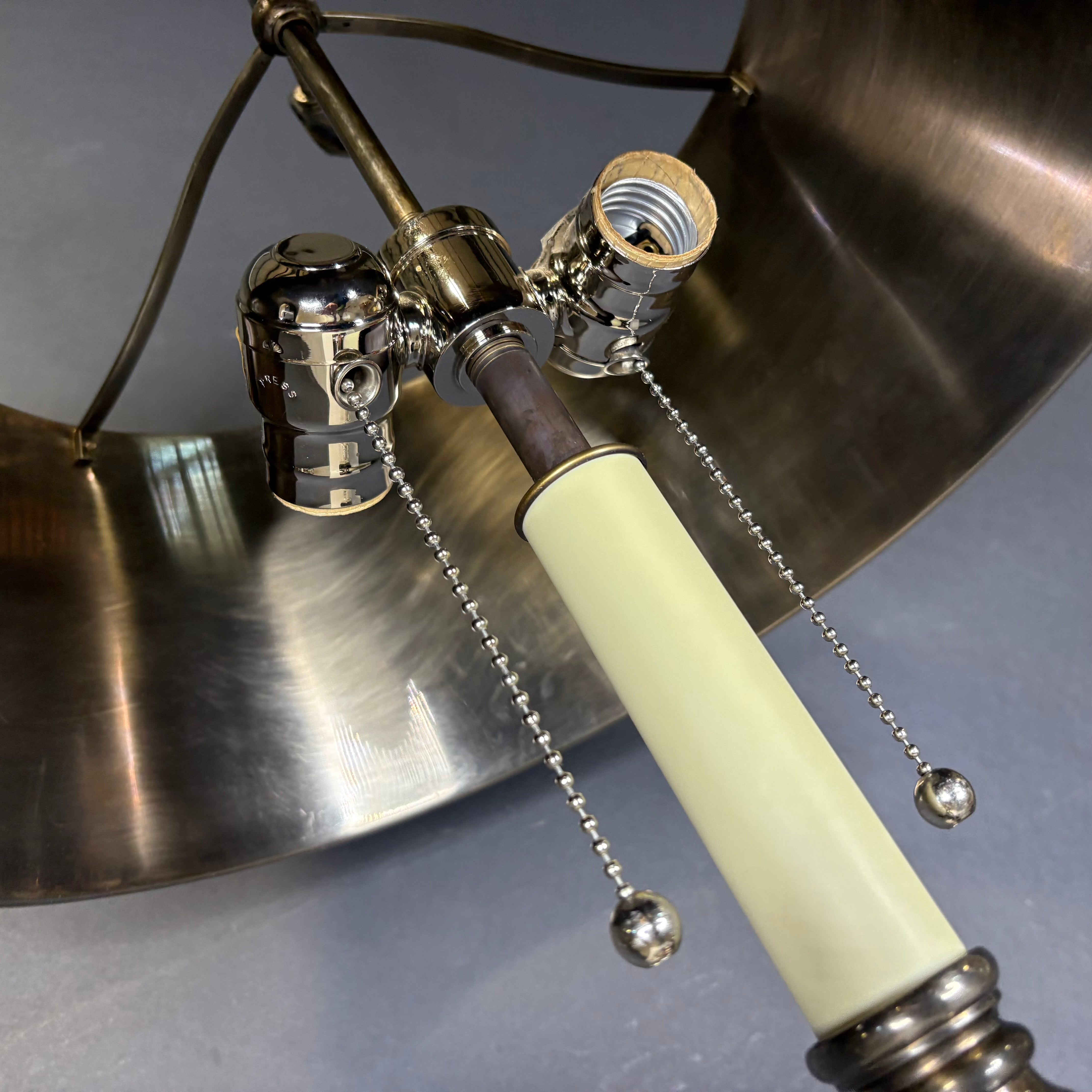 Vintage Chapman 2-Light Silver and Red Metal Table Lamp 15” Diameter @ Shade x 36”