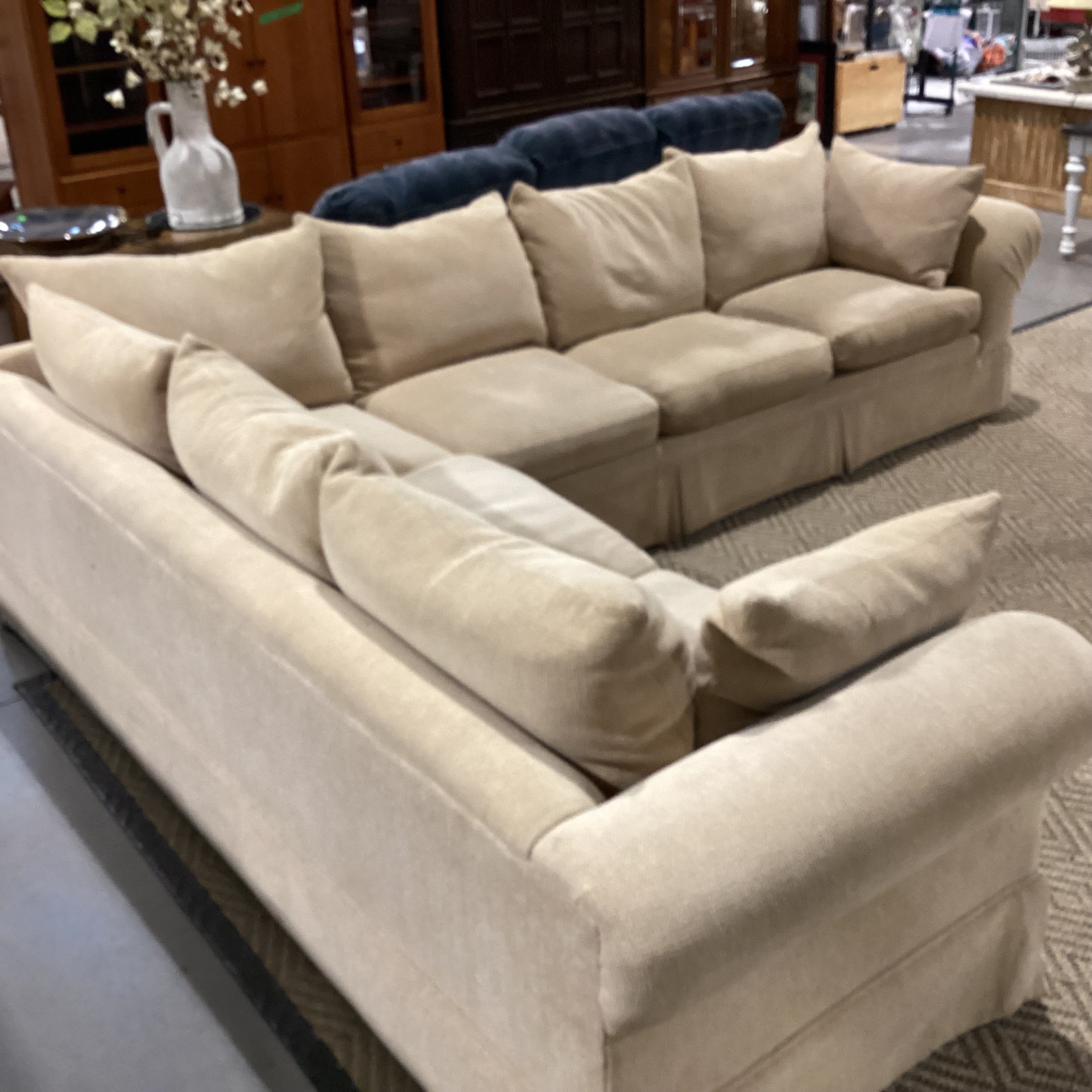 Kreiss Collection Wheat Chenille Woven Roll Arm Down Mix 2 Piece Sectional 108"x 131"x 39"x 29"