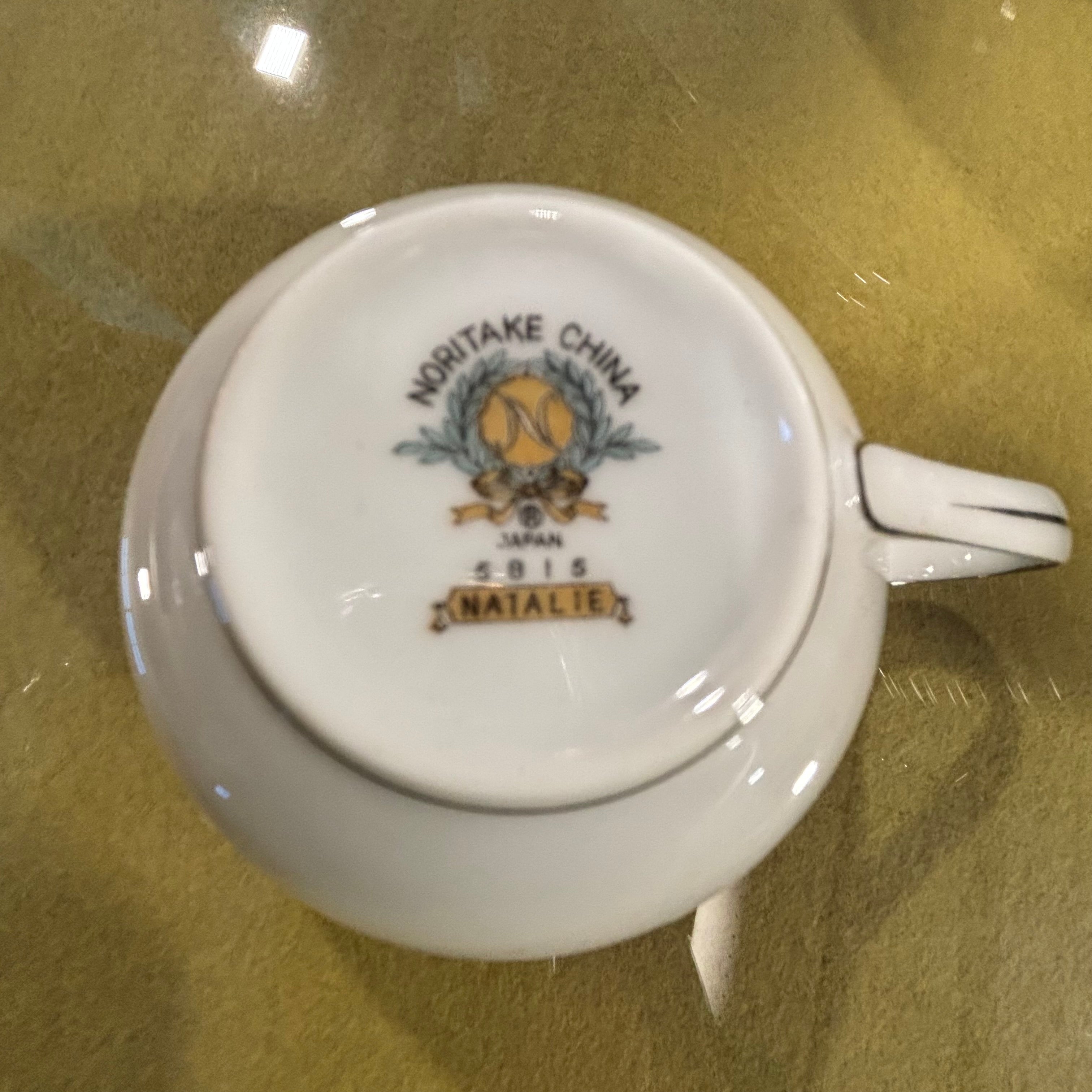 Set of 75 Pieces Noritake Natalie #5815 China Dinnerware