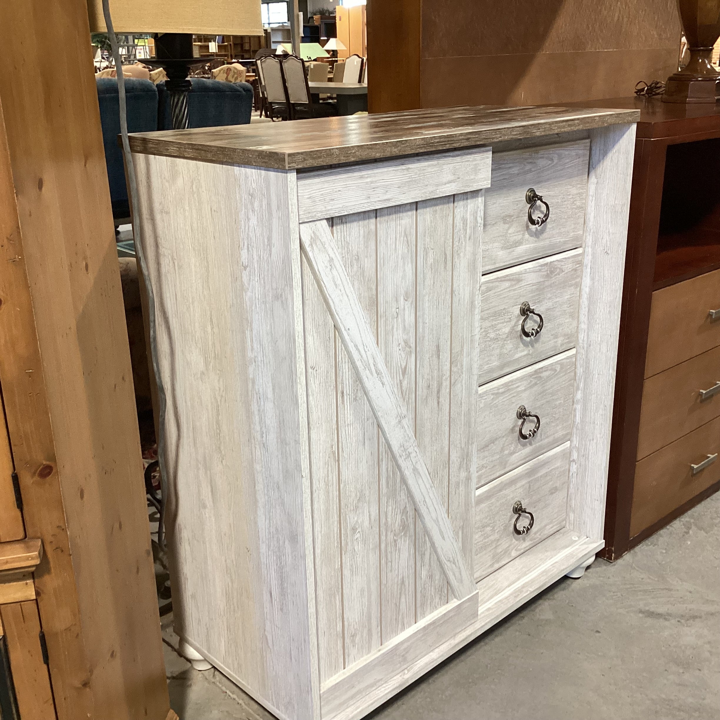 Ashley Furniture Willowton Washed White & Multi Wood Style Laminate 4 Drawer Sliding Door with Shelves Chest Dresser 39.5"x 19.5"x 46.5"