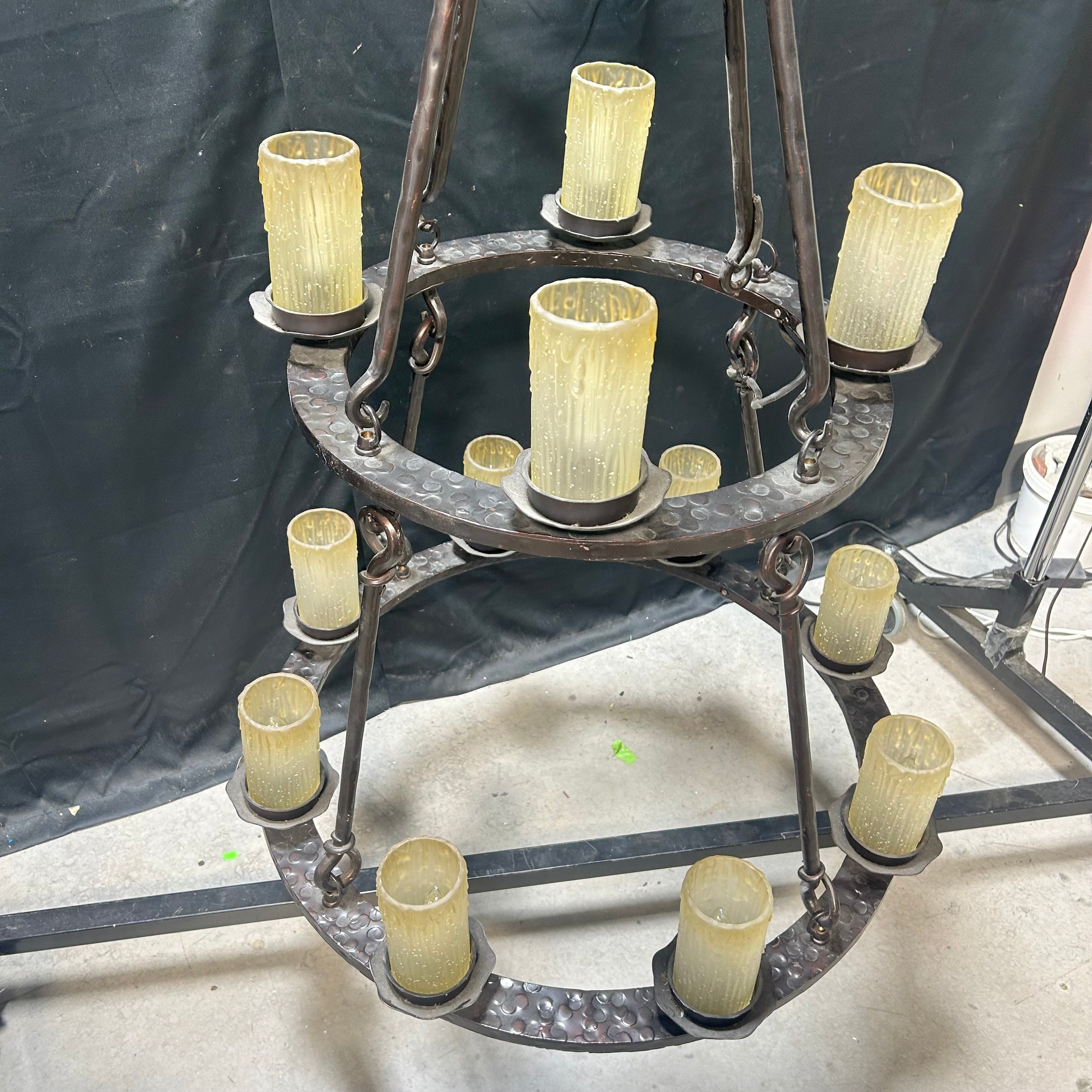 Notre Dame 12-Light Oil rubbed Bronze Chandelier 30"x 47"