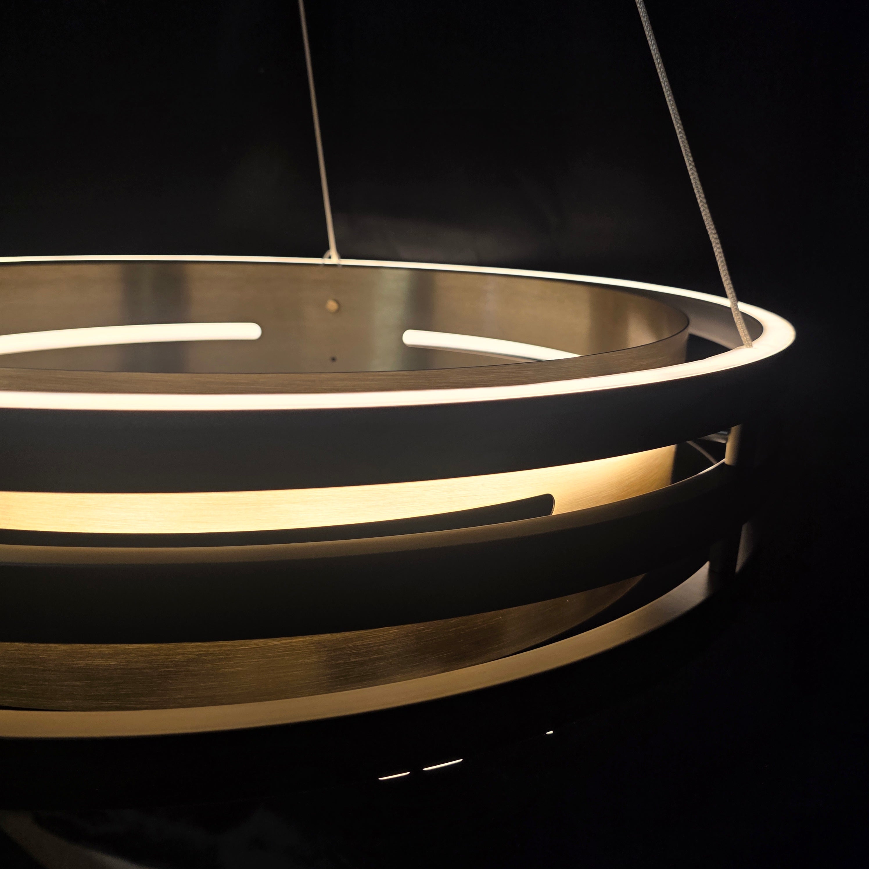 BRAND NEW Artcraft Toledo collection in Black and Brushed Brass Finish LED Chandelier 25"Dx38"+