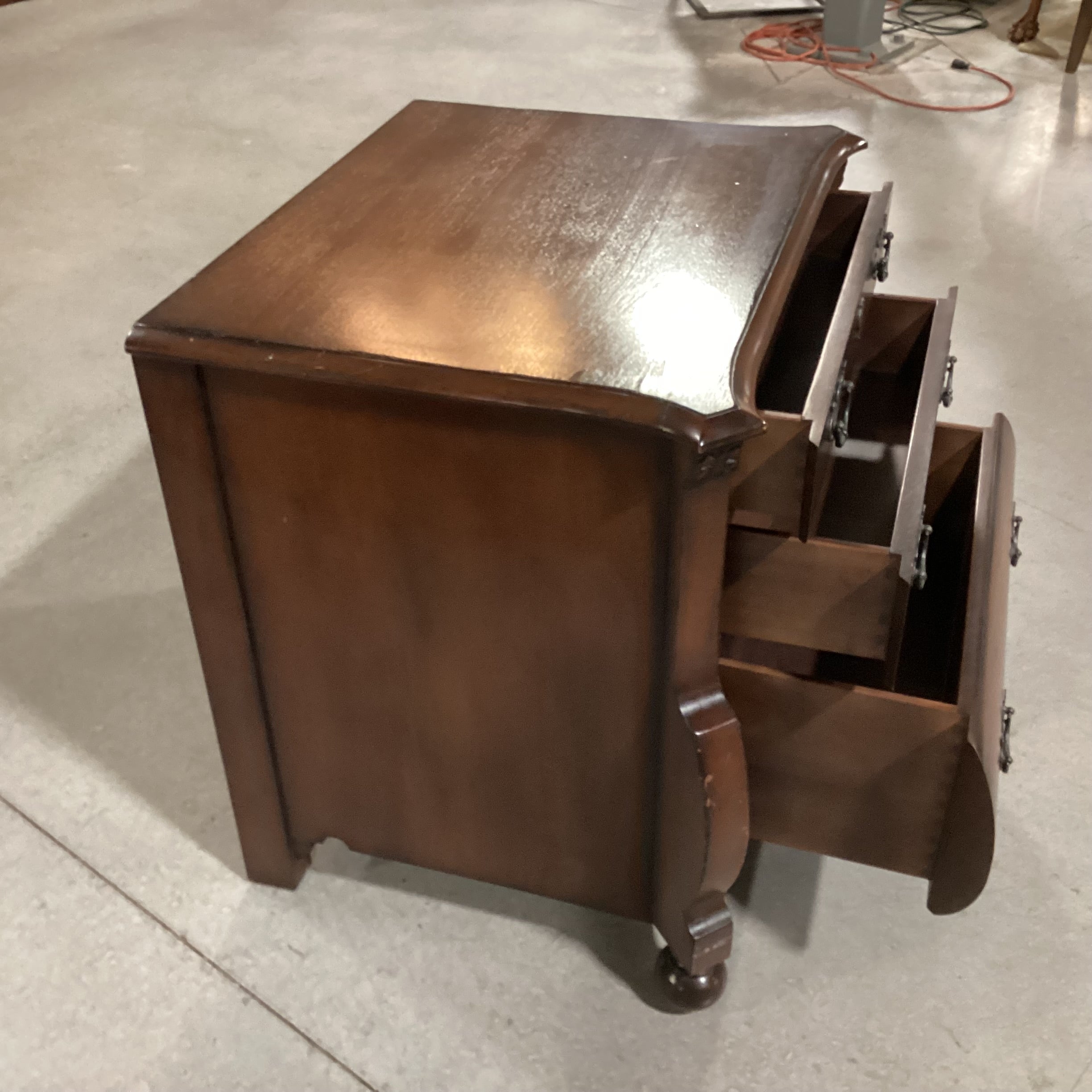 Ralph Lauren Dark Finish Carved Wood 3 Drawer Chest 32"x 23"x 29"