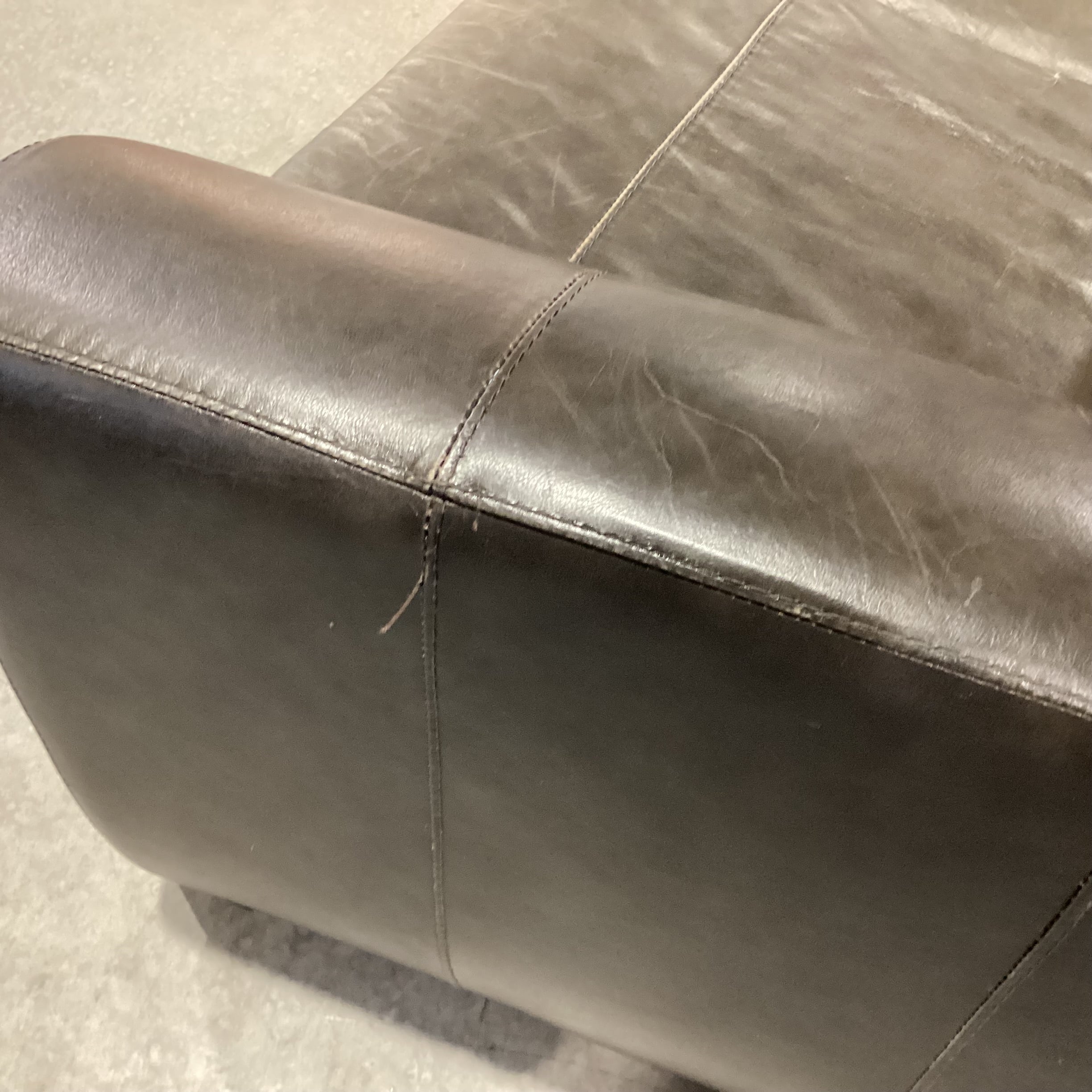 Soft Line Italian Dark Grey Leather Sofa 87"x 40"x 34"