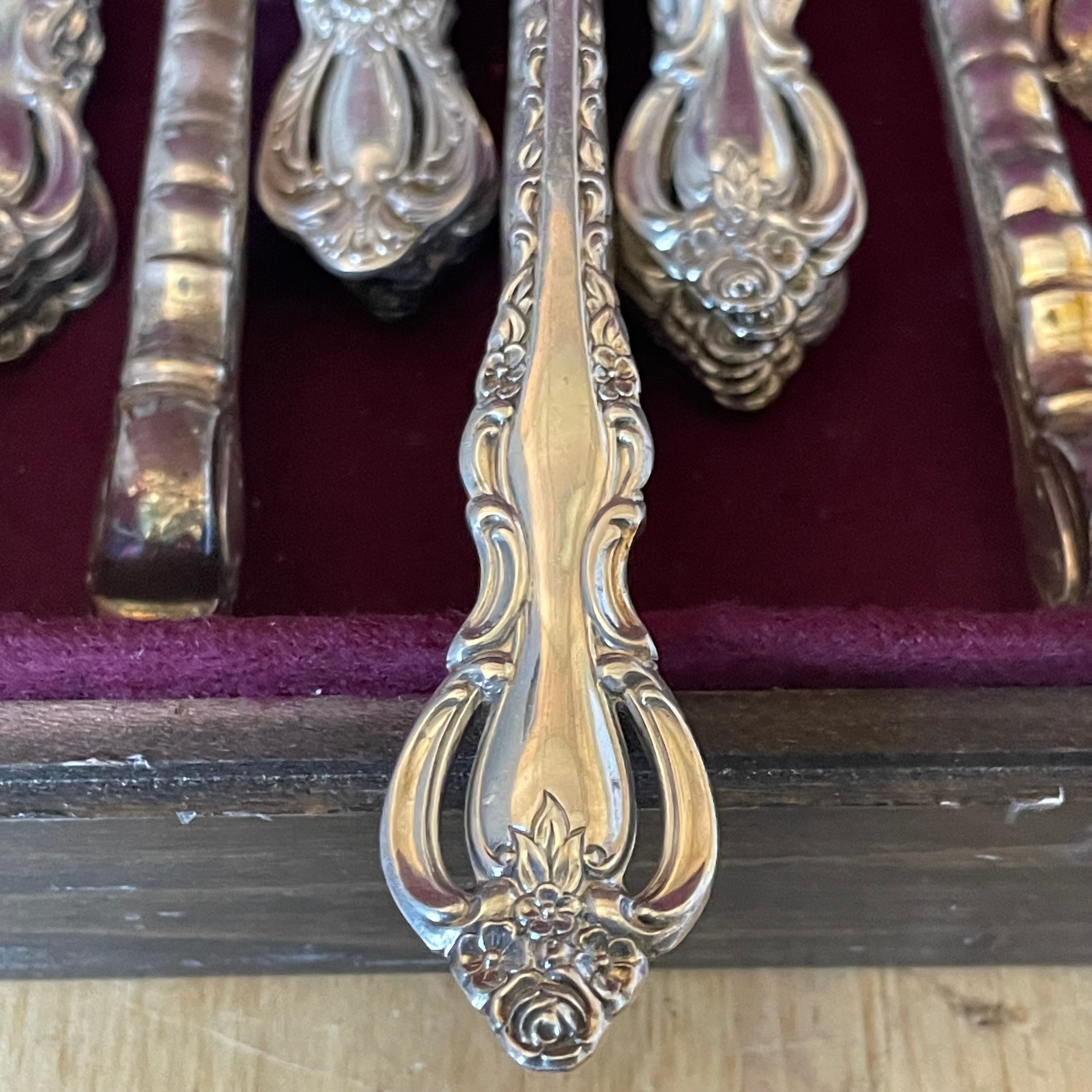 Set of 44 International Deep Silver "Countess" Silver Plated Vintage Flatware